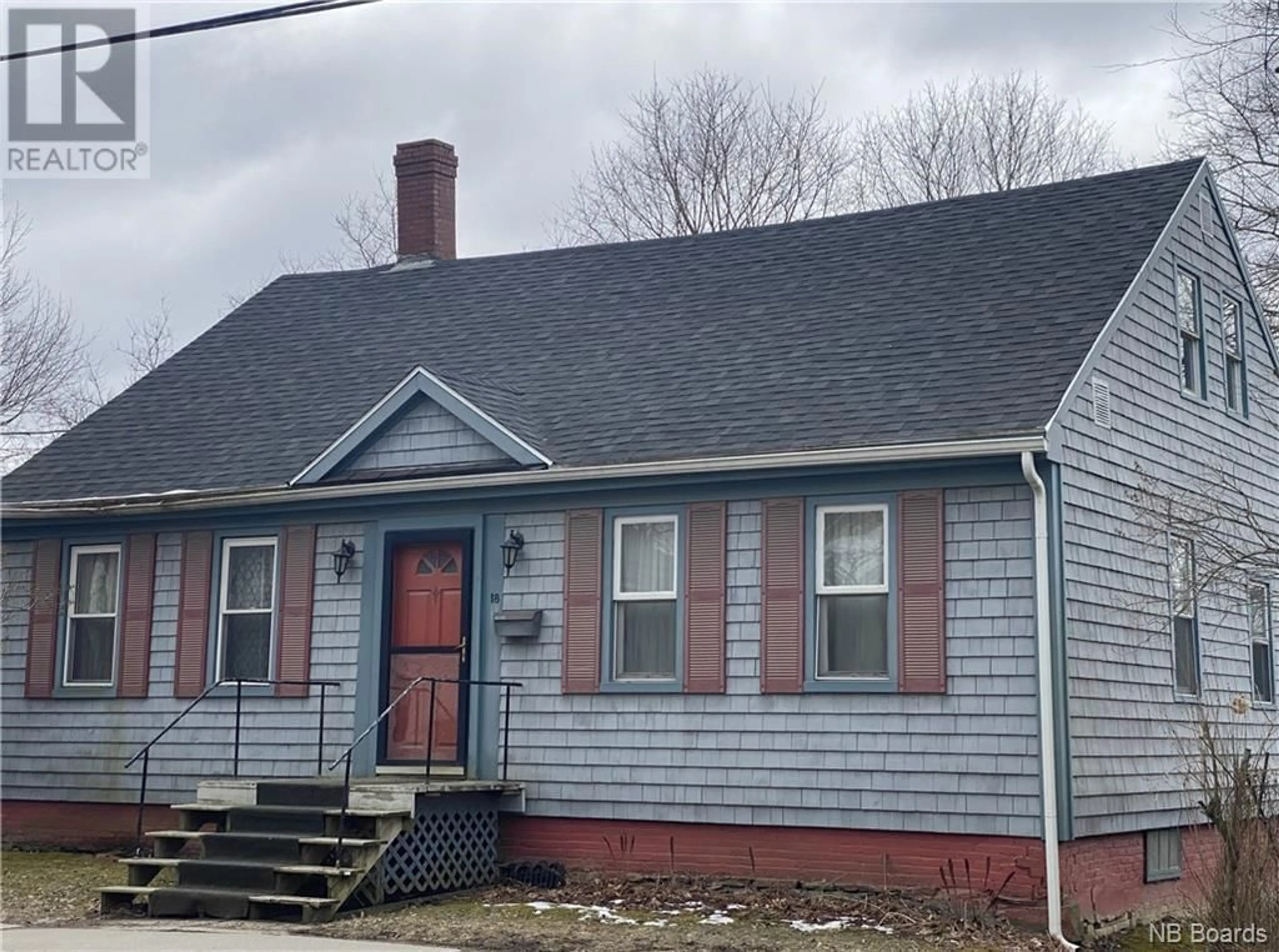 Frontside or backside of a home, cottage for 16 & 18 Union Street, St. Stephen New Brunswick E3L1T1