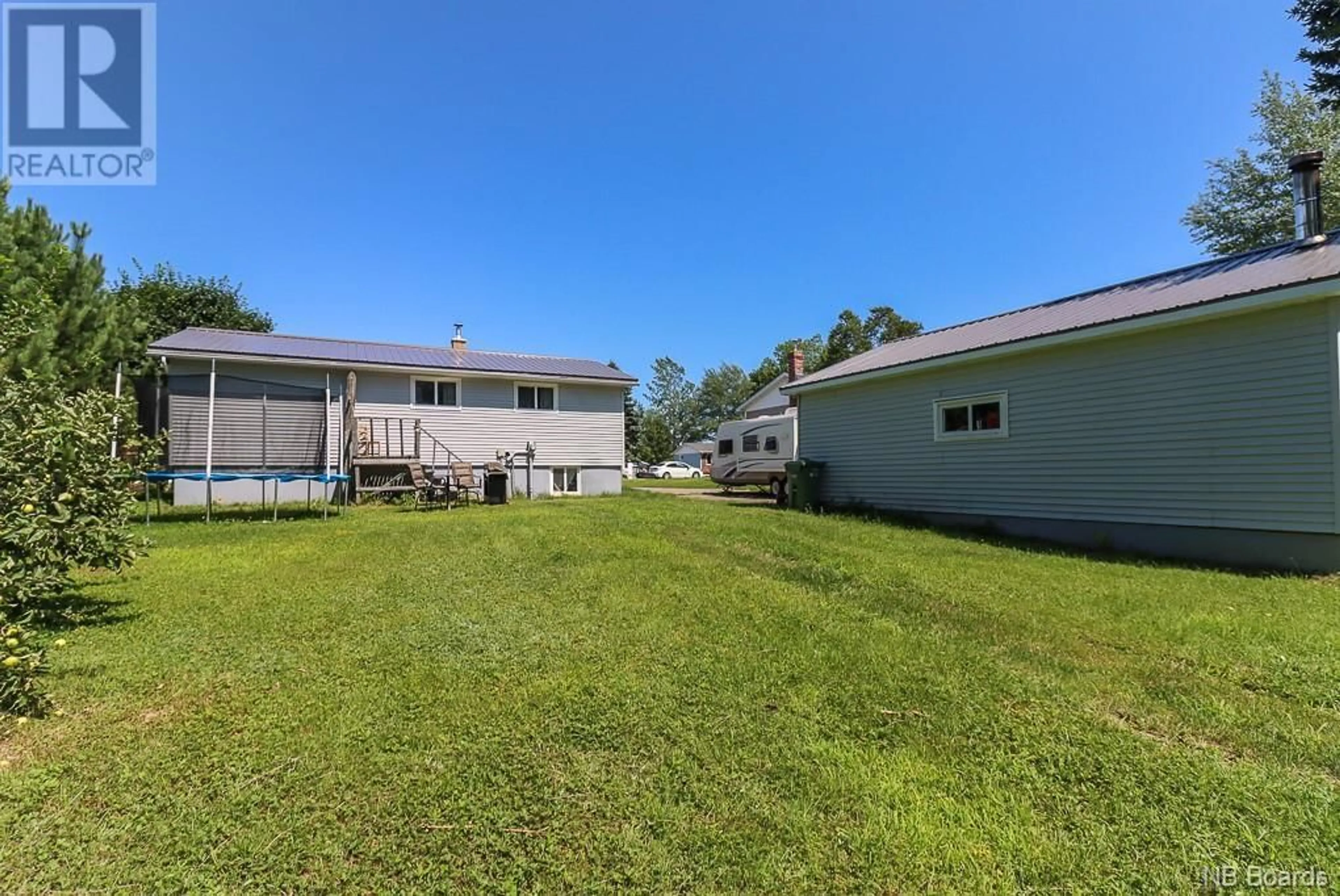 Fenced yard for 13 Steeves Crescent, Rothesay New Brunswick E2J1M6