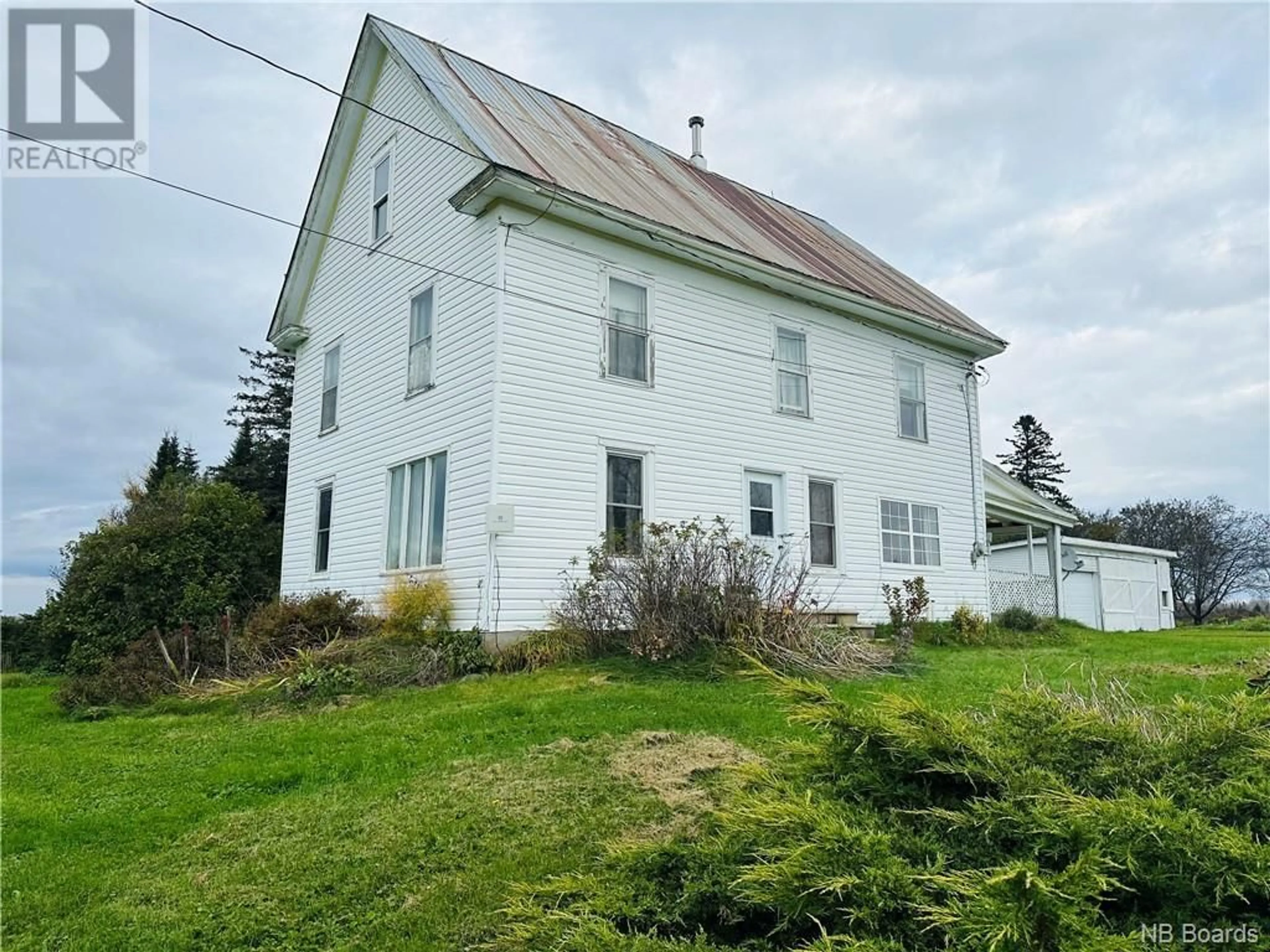 Cottage for 738 Wilmot Road, Lakeville New Brunswick E7K1J1