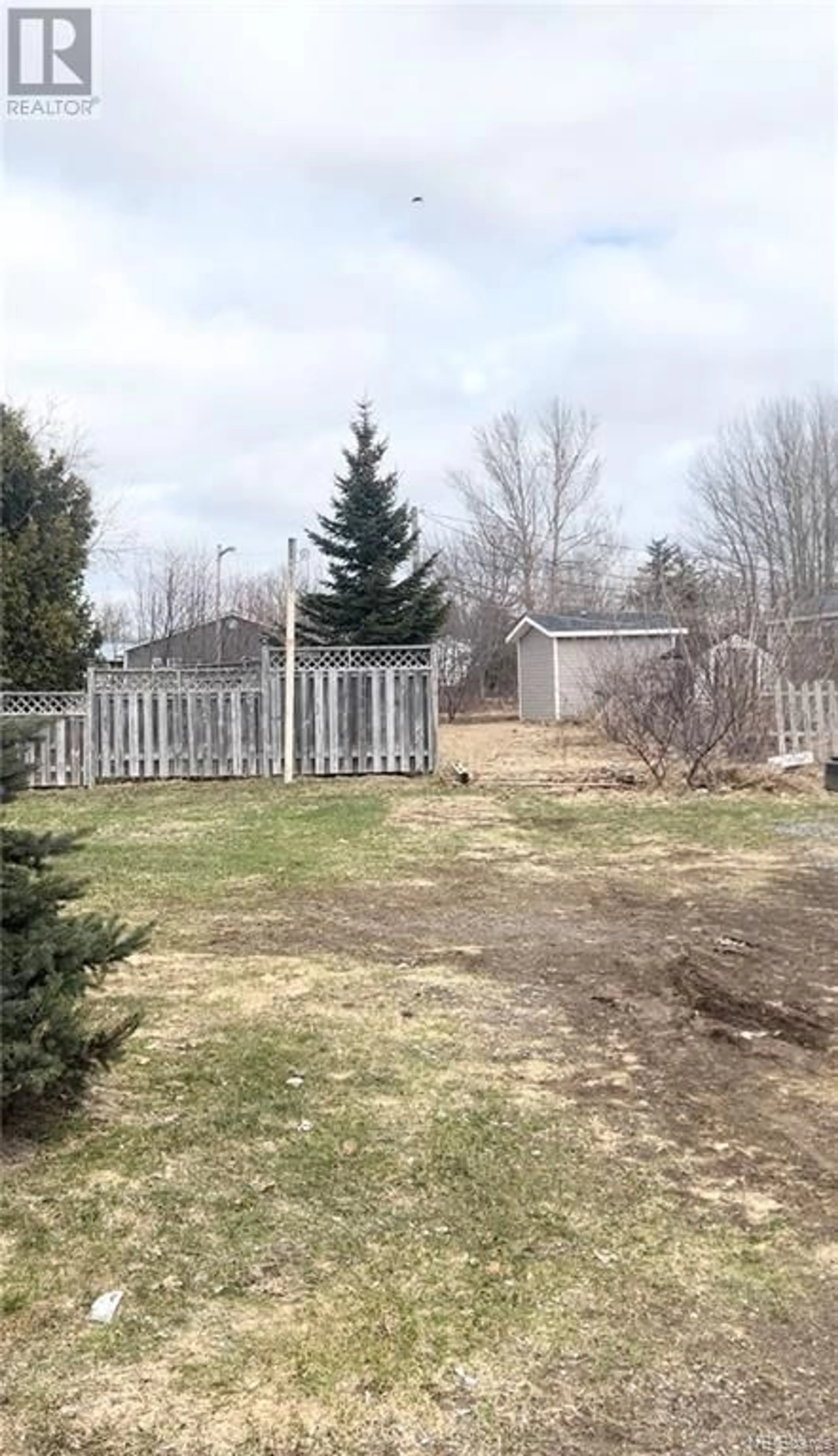 Fenced yard for 136 Fraser Street, Miramichi New Brunswick E1V3H4