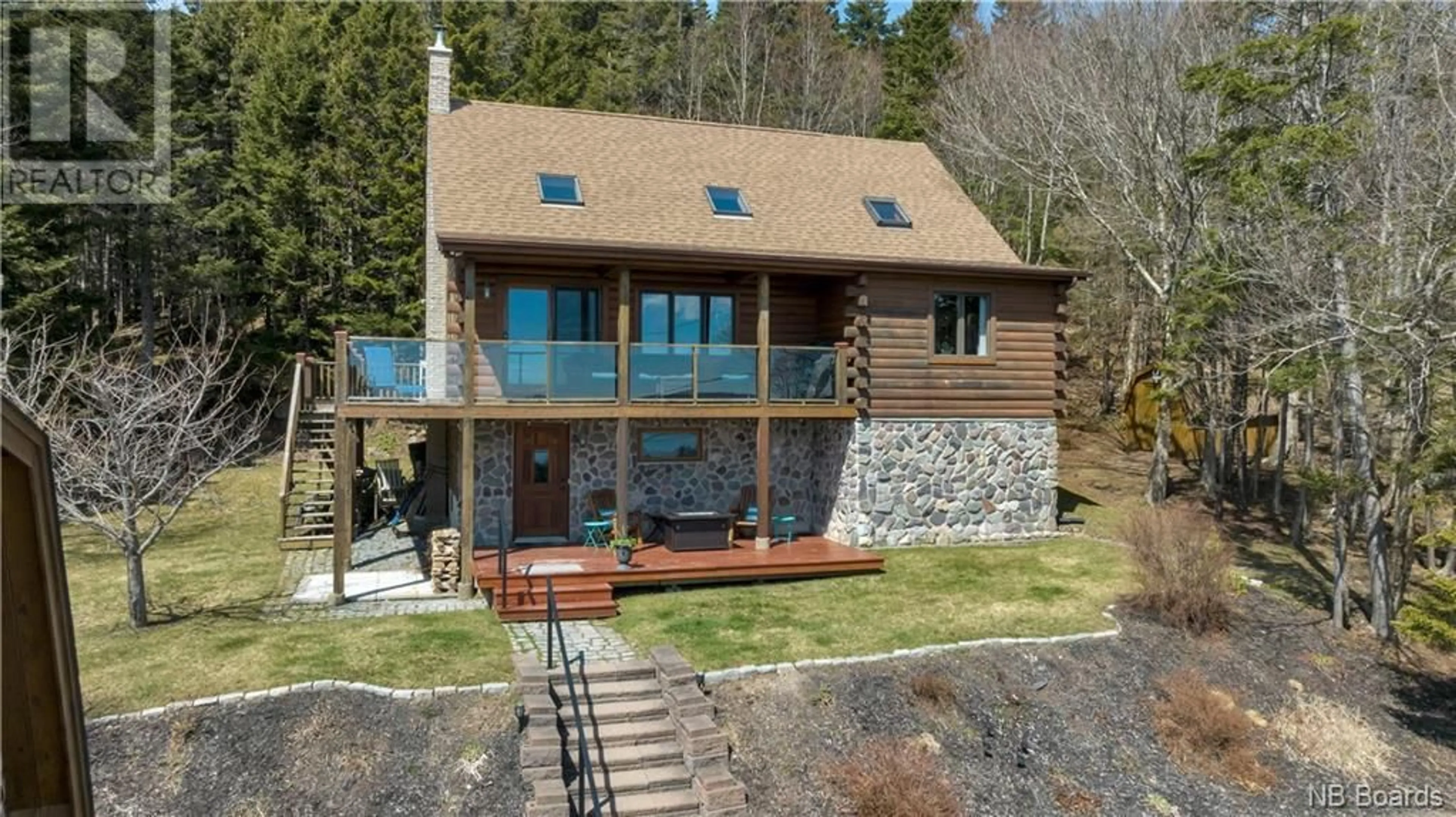 Cottage for 1050 Seawood Lane, Saint John New Brunswick E2M3G7