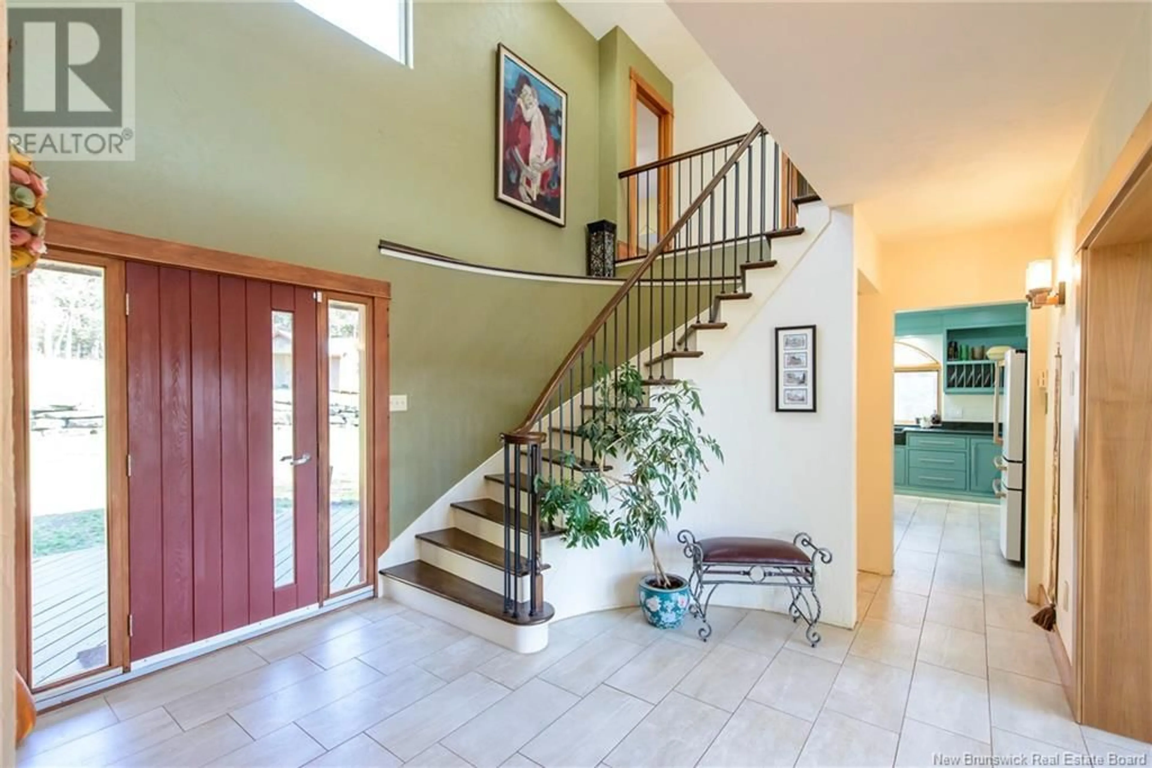 Indoor foyer, wood floors for 277 Darlings Island Road, Darlings Island New Brunswick E5N6S4