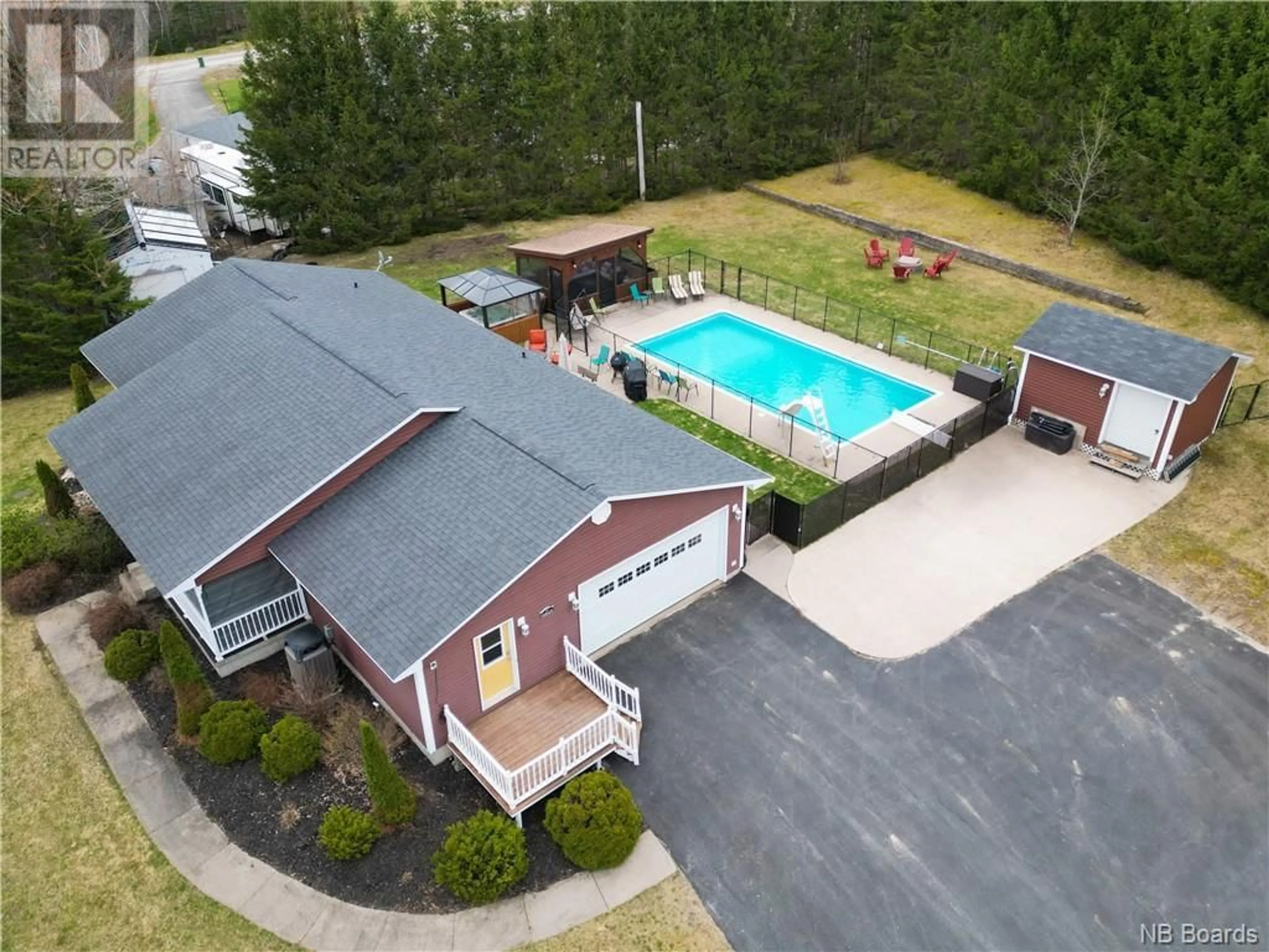 Indoor or outdoor pool for 11 Gerald Street, McLeod Hill New Brunswick E3G9R8