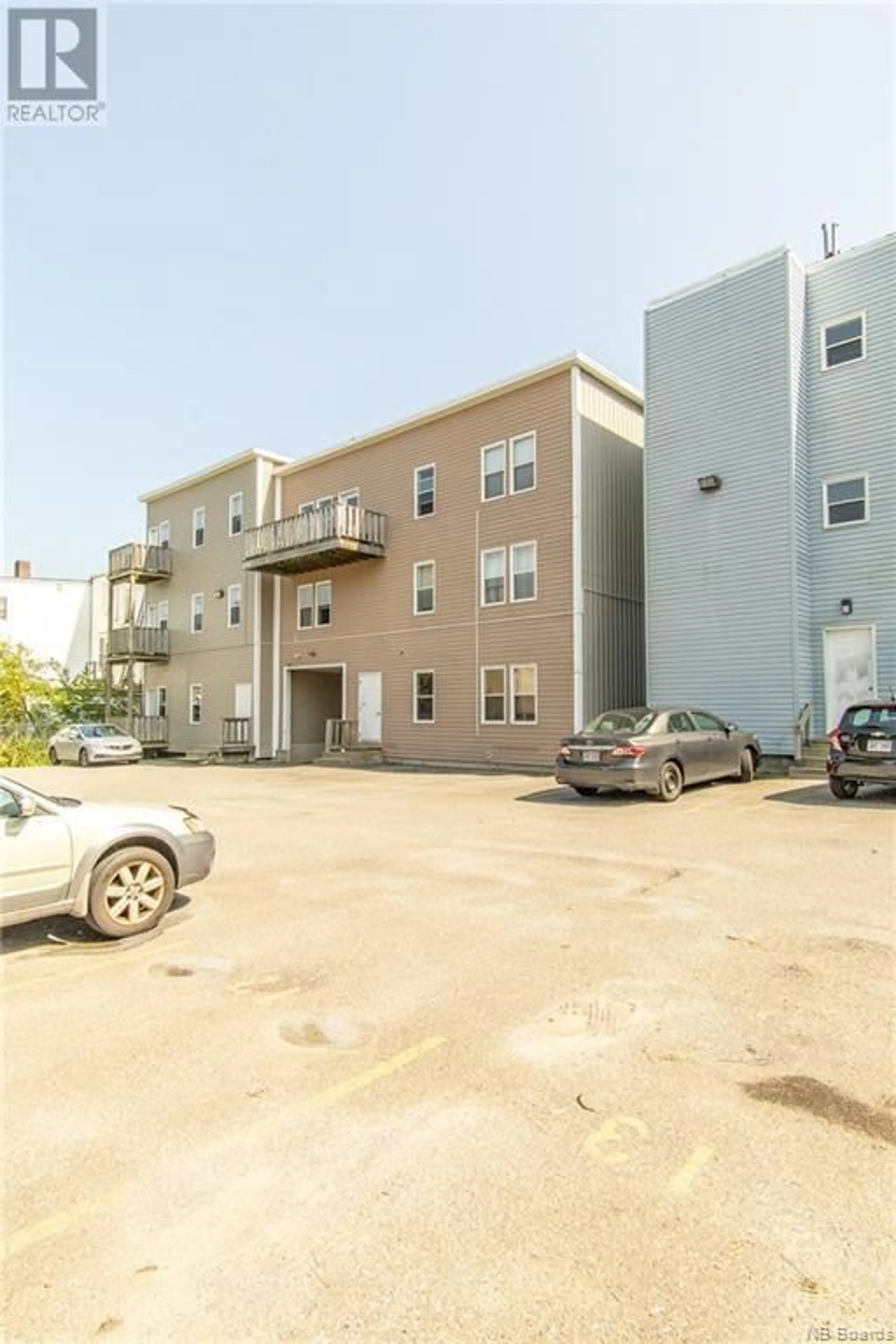 A pic from exterior of the house or condo for 211 King Street Unit# 4, Saint John New Brunswick E2L1H2