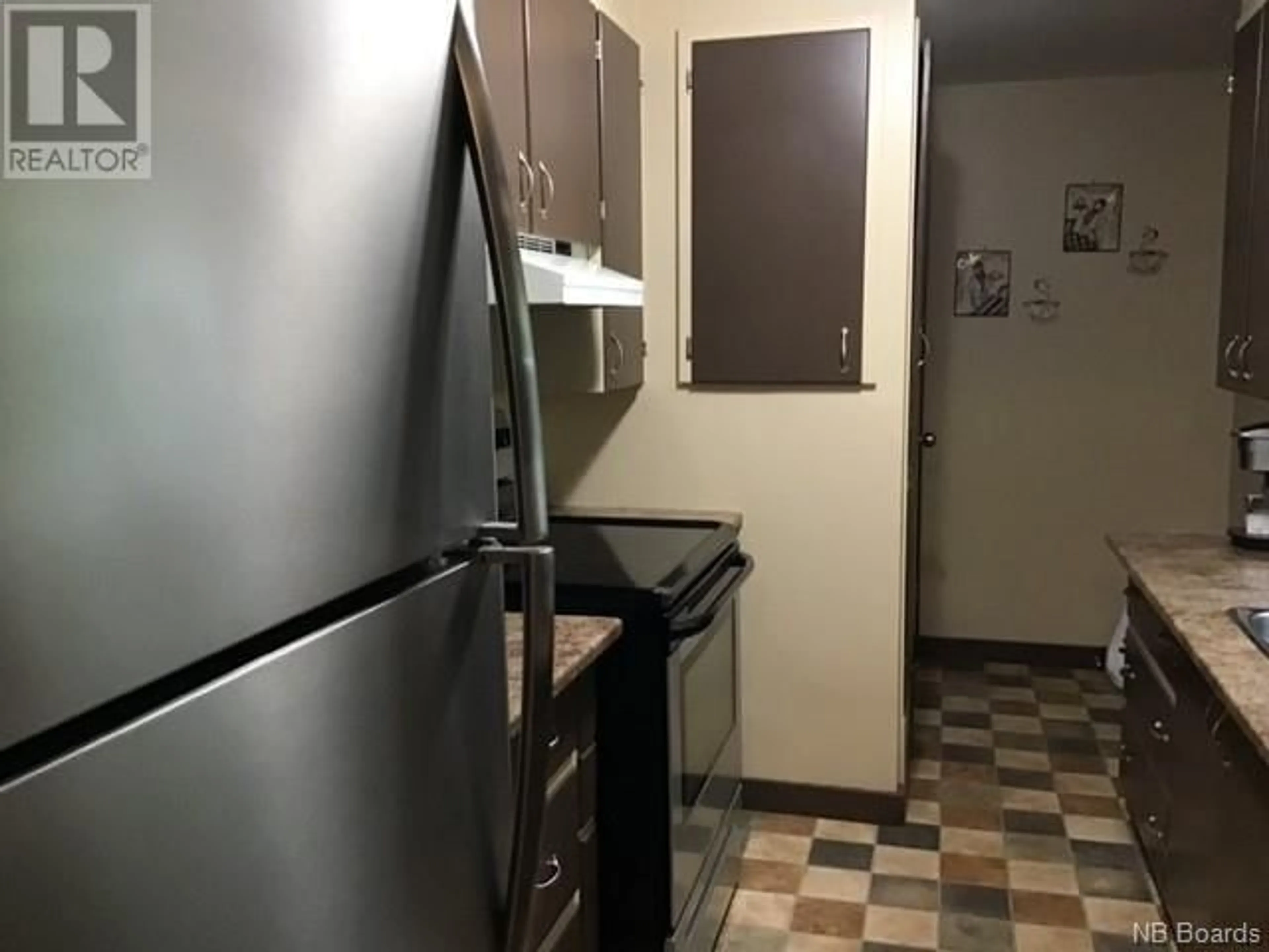 Standard kitchen for 3 Banks Street, Florenceville-Bristol New Brunswick E7L2C5