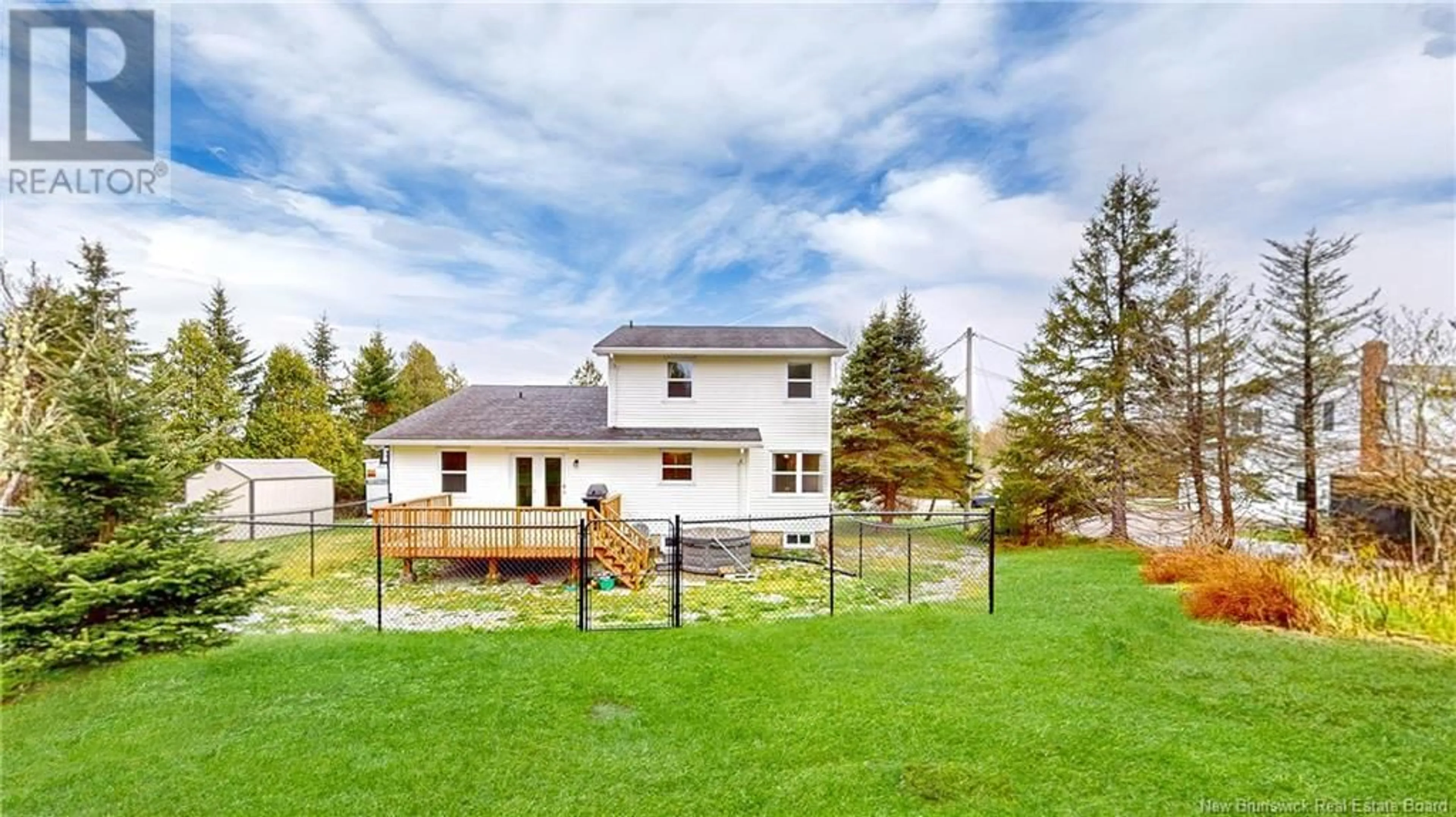 Fenced yard for 8 Southwood Drive, Quispamsis New Brunswick E2E4Y6