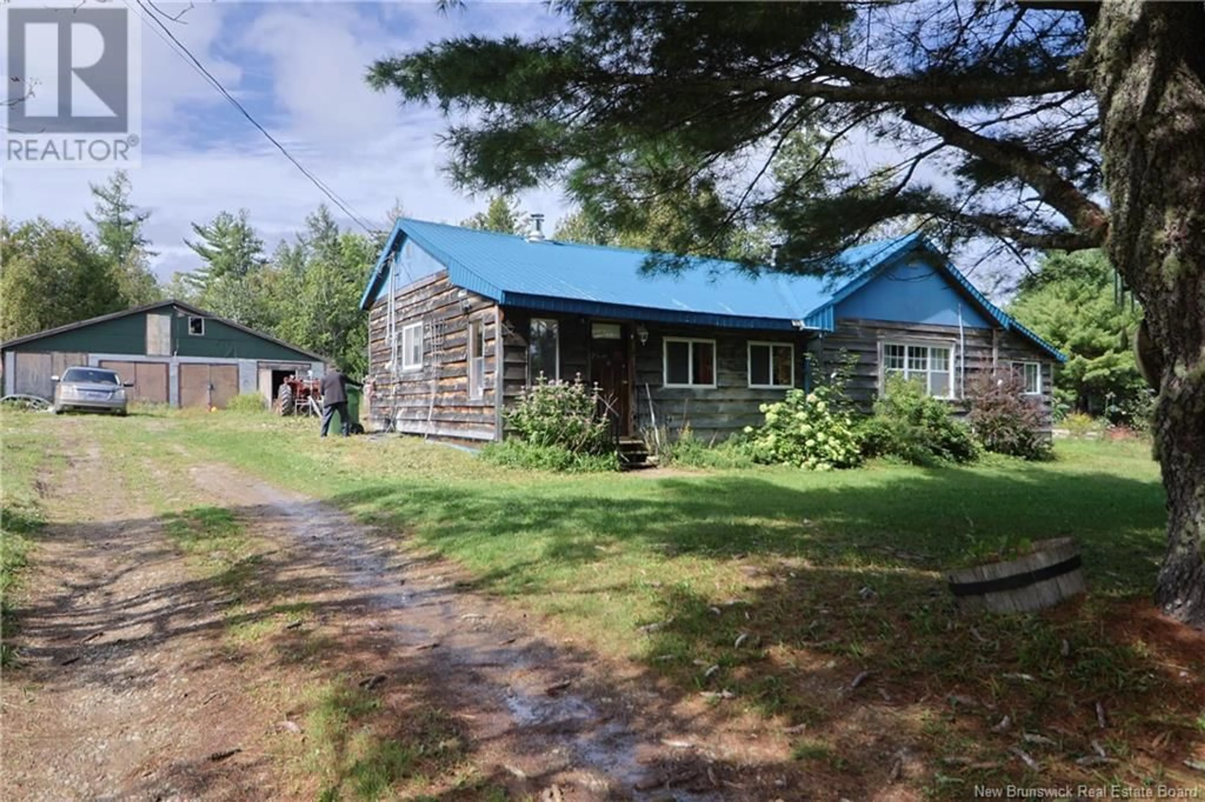 Cottage for 38 FERRY BANK Road, Hoyt New Brunswick E5L2E7
