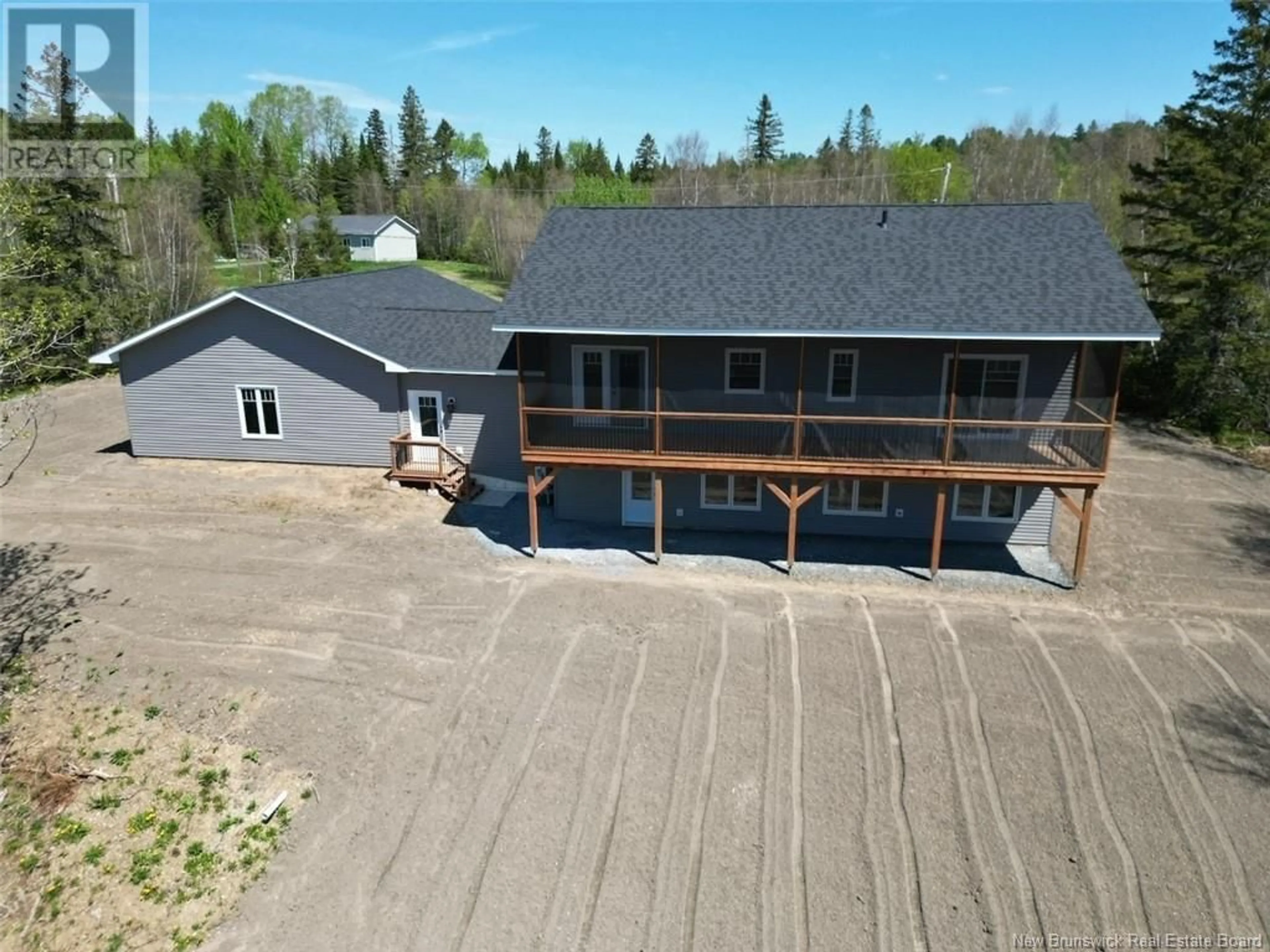 Outside view for 37 Highland Heights, Taymouth New Brunswick E6C1Y2