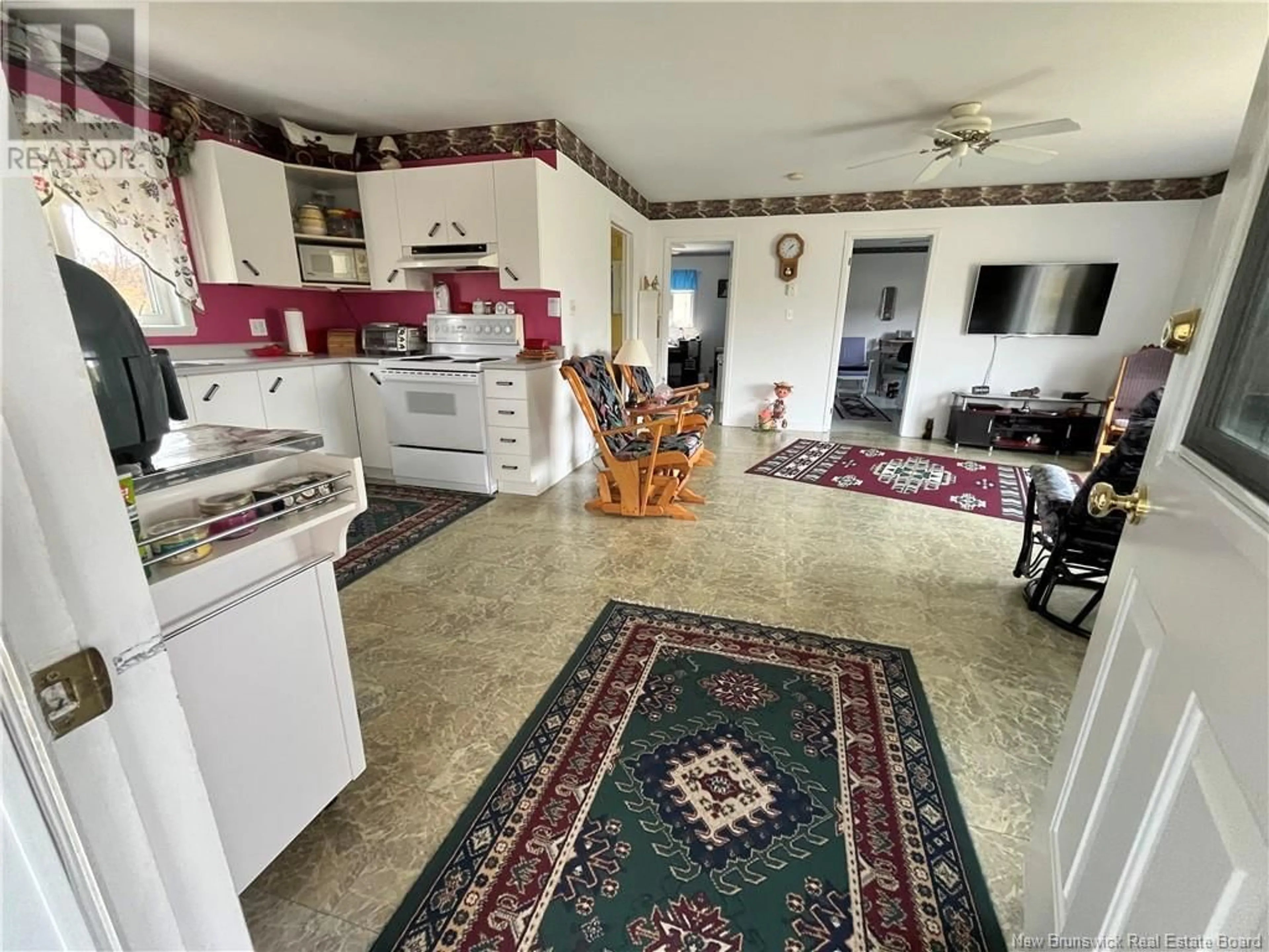 Kitchen, ceramic floors, cottage for 16 Boschert Road, Saint-Quentin New Brunswick E8A0A5