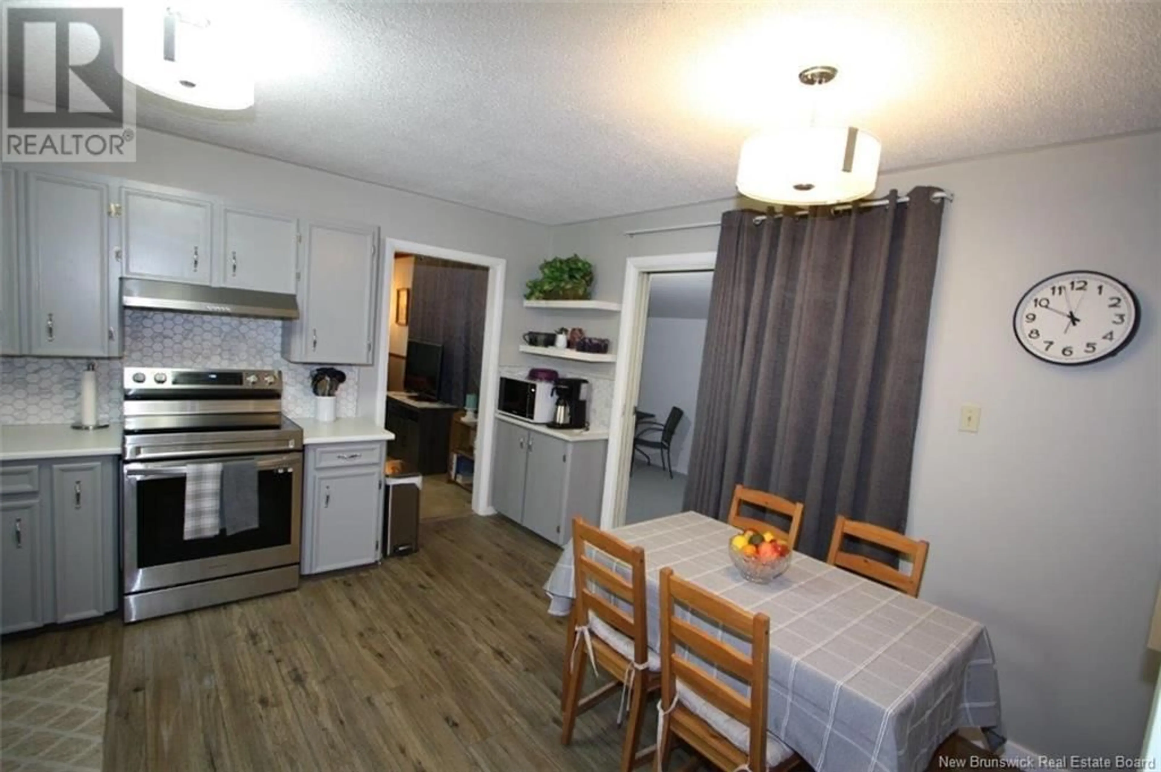 Standard kitchen for 1561 Rte 615 highway, Springfield New Brunswick E3E1T7