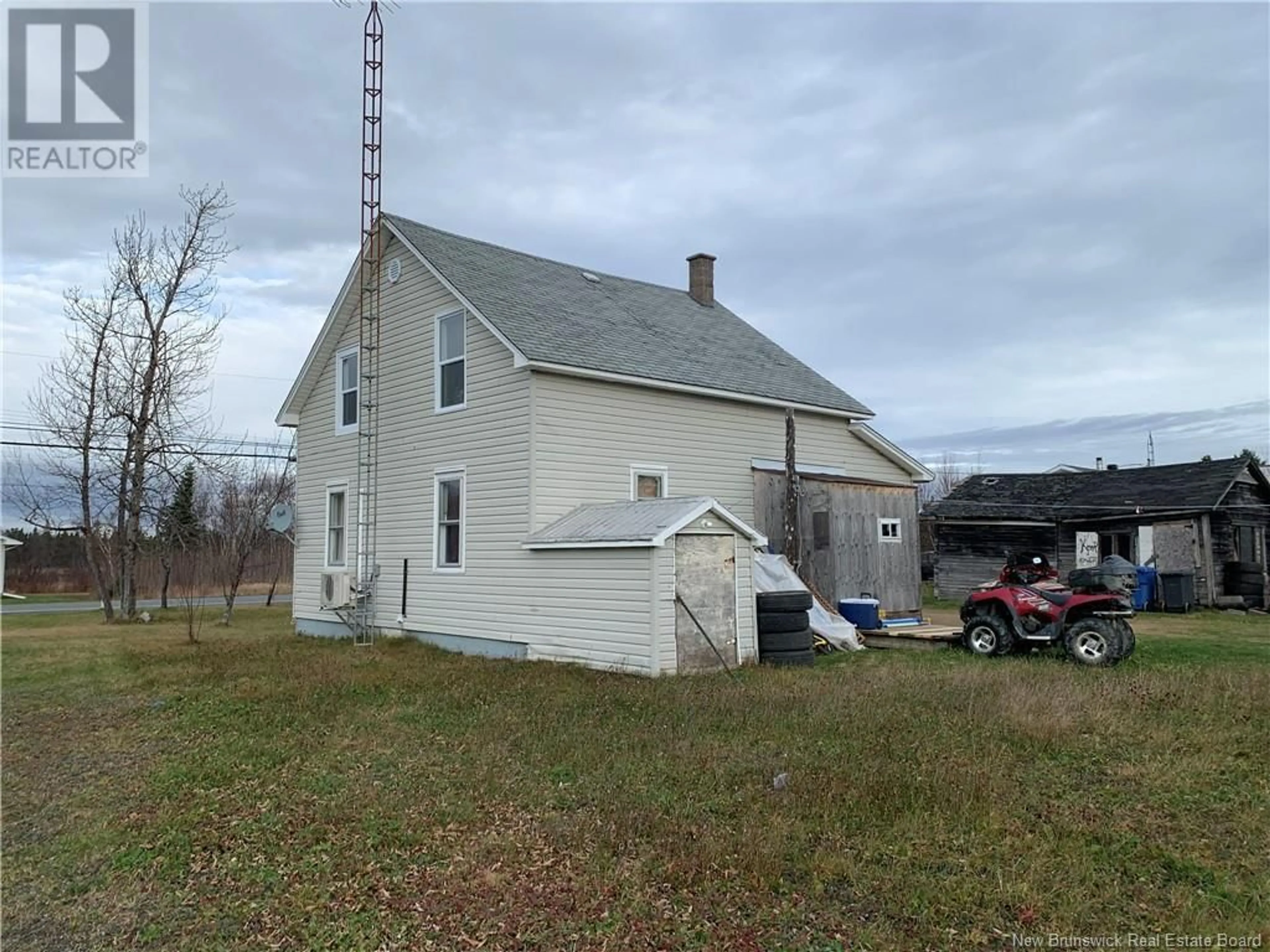 Frontside or backside of a home for 62 chemin du Parc, Val-Comeau New Brunswick E1X1H3