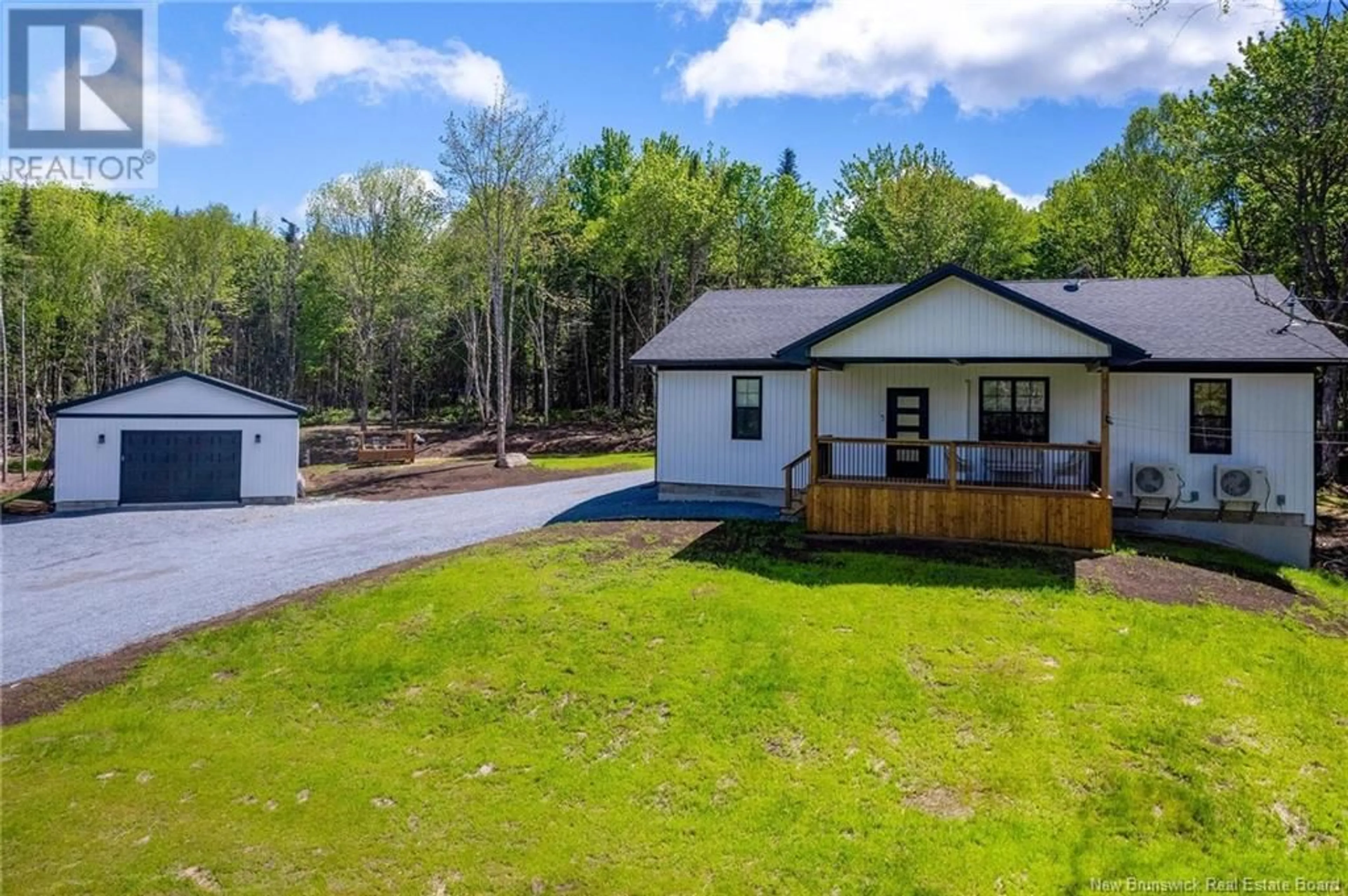 Cottage for 136 Lake Road S, Titusville New Brunswick E5N0M7