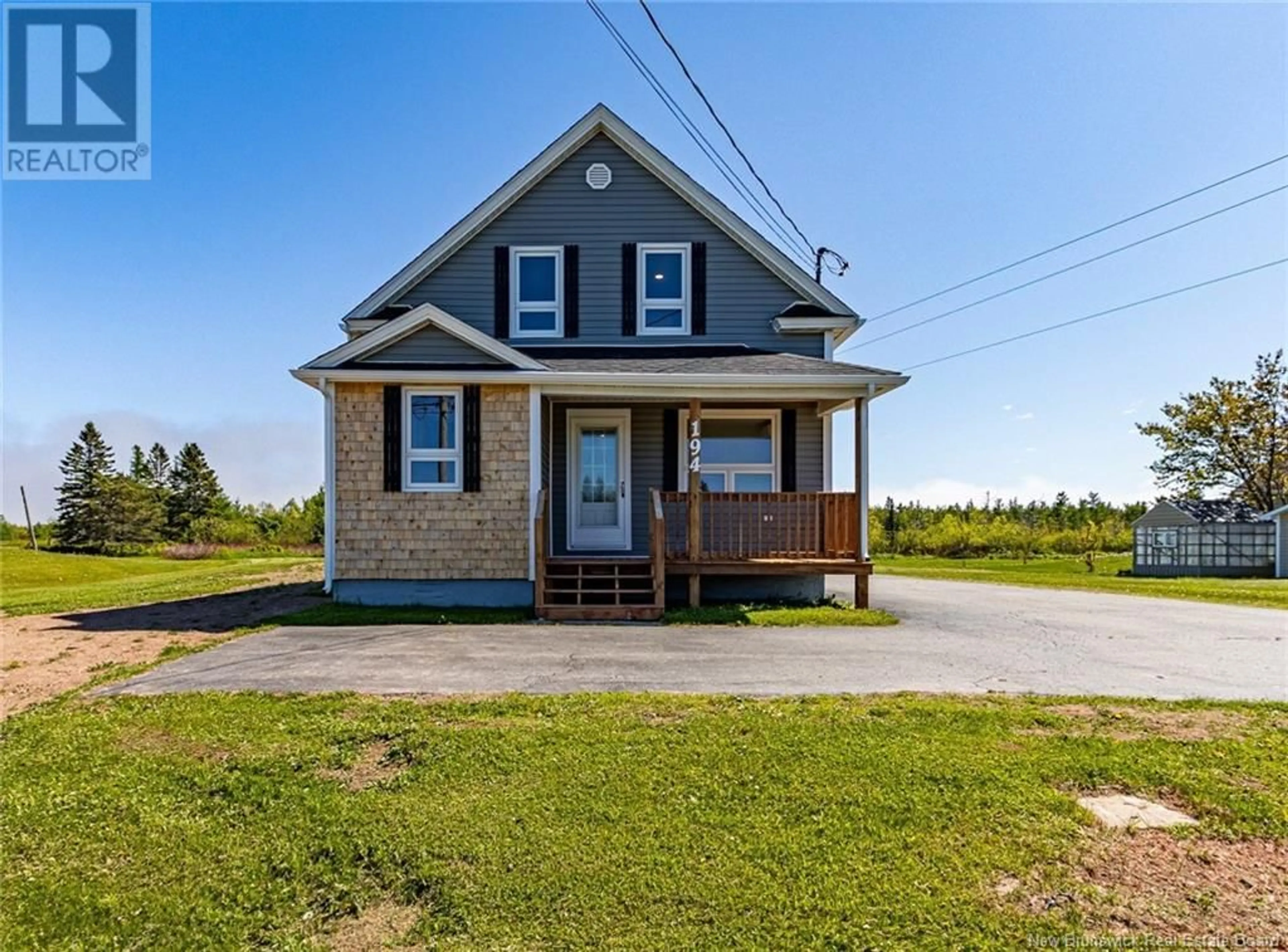 Frontside or backside of a home, cottage for 194 Route 305, Haut-Lamèque New Brunswick E8T3L6