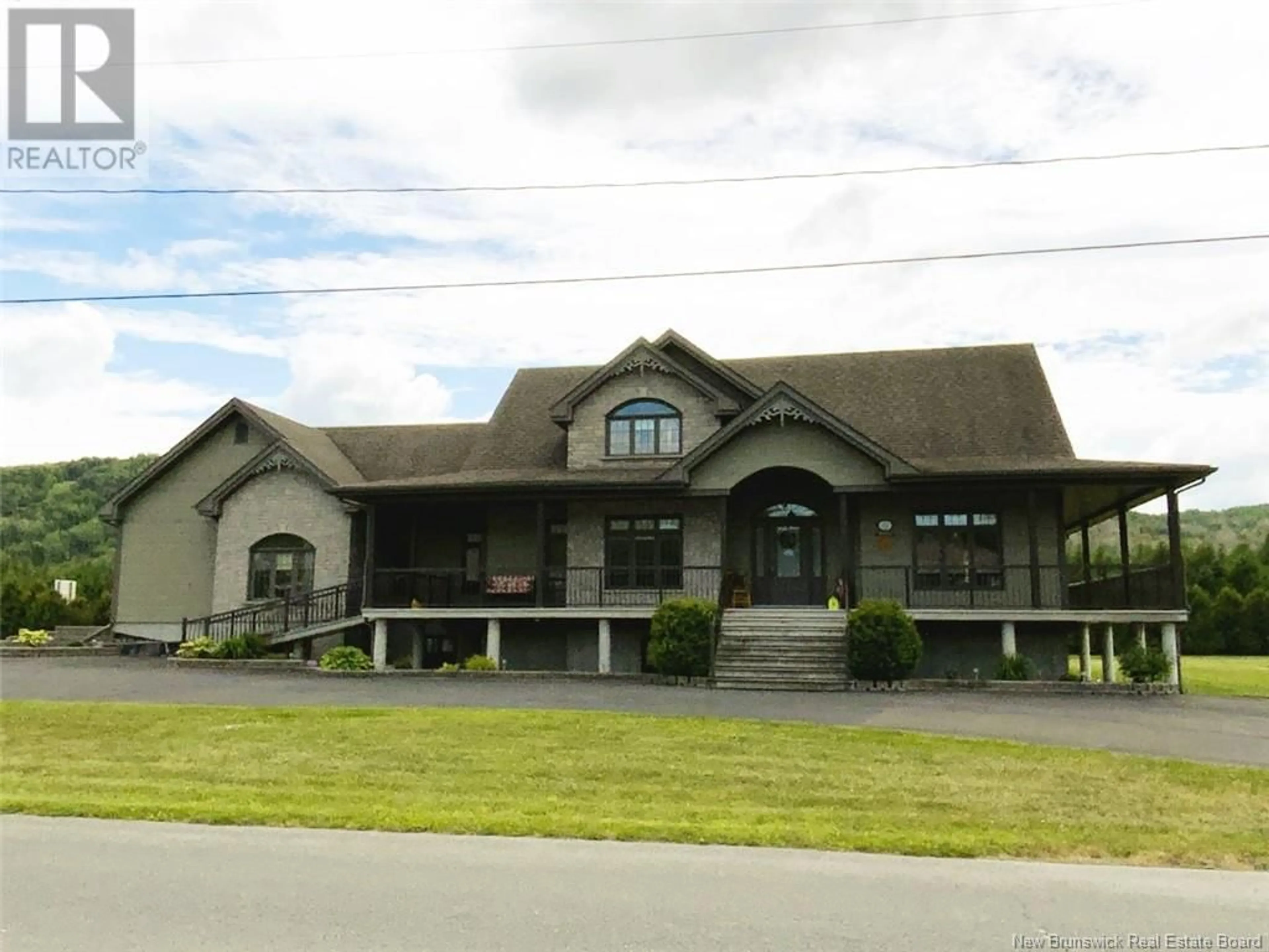 Outside view for 37 Cloutier Street, Saint-Jacques New Brunswick E7B1C7