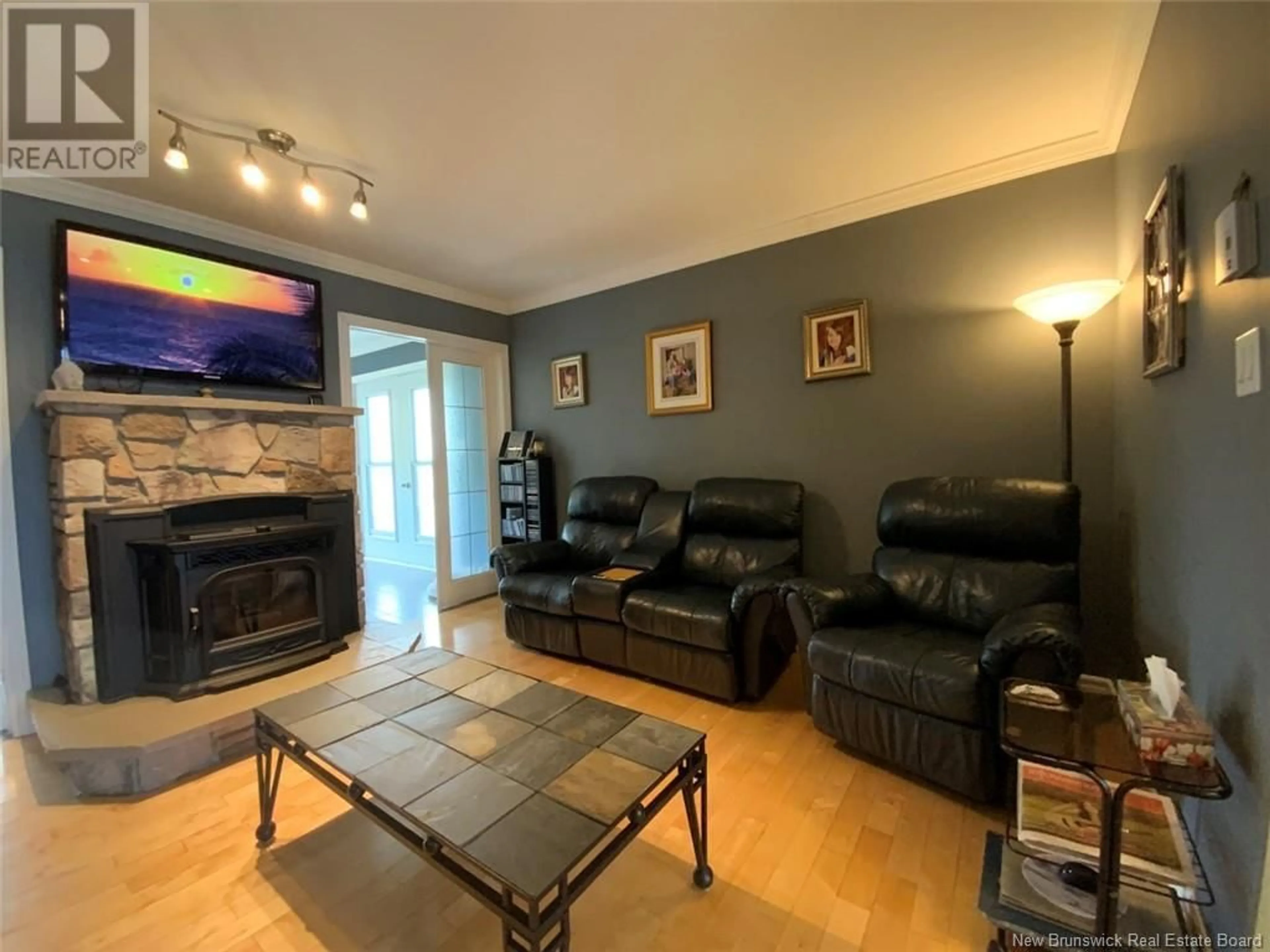 Living room, wood floors for 37 Cloutier Street, Saint-Jacques New Brunswick E7B1C7