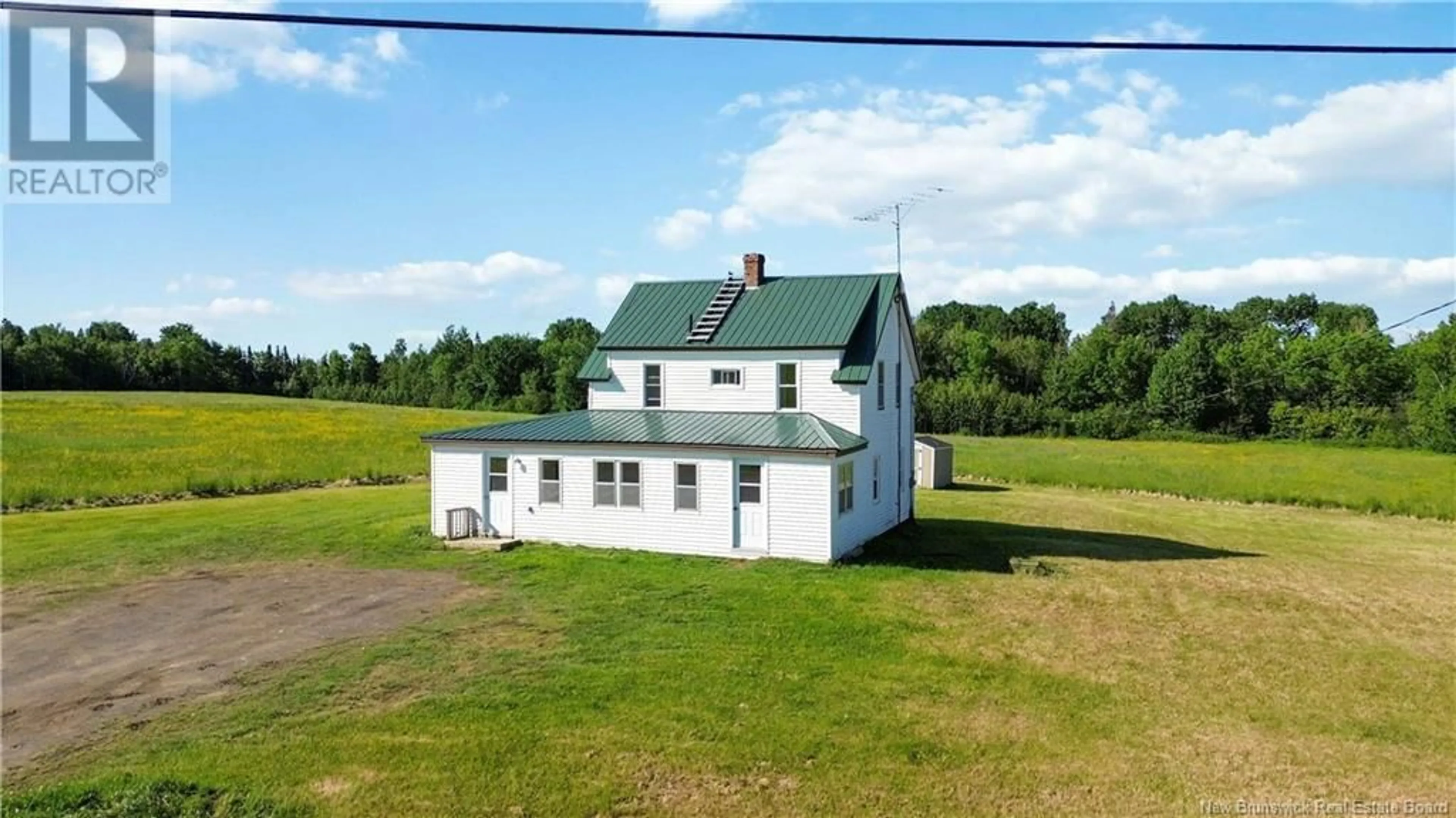 Cottage for 2693 Route 585, East Newbridge New Brunswick E7N1L4