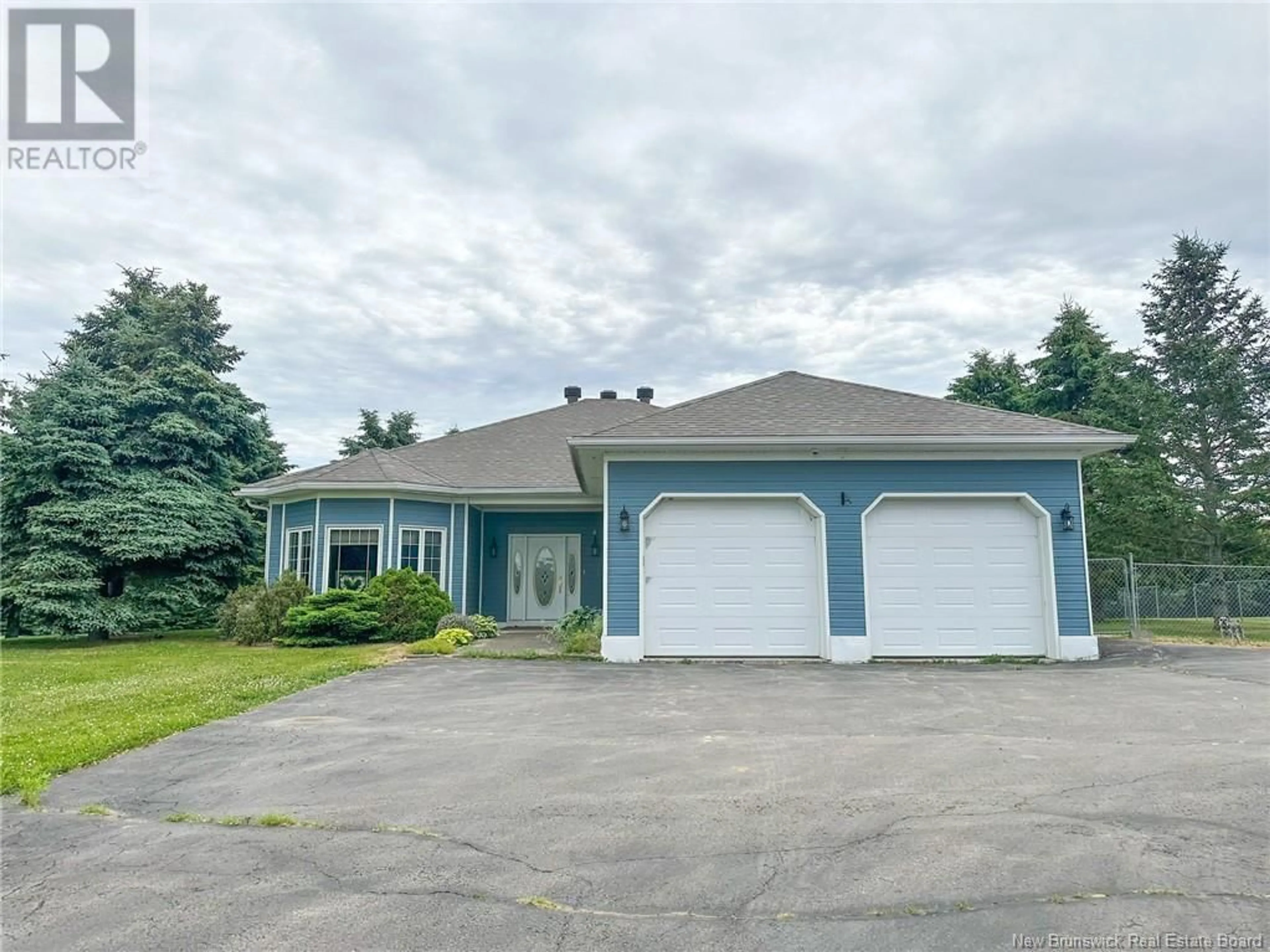 Frontside or backside of a home, cottage for 15 & 17 MacDonald Road, Upper Woodstock New Brunswick E7M3C3