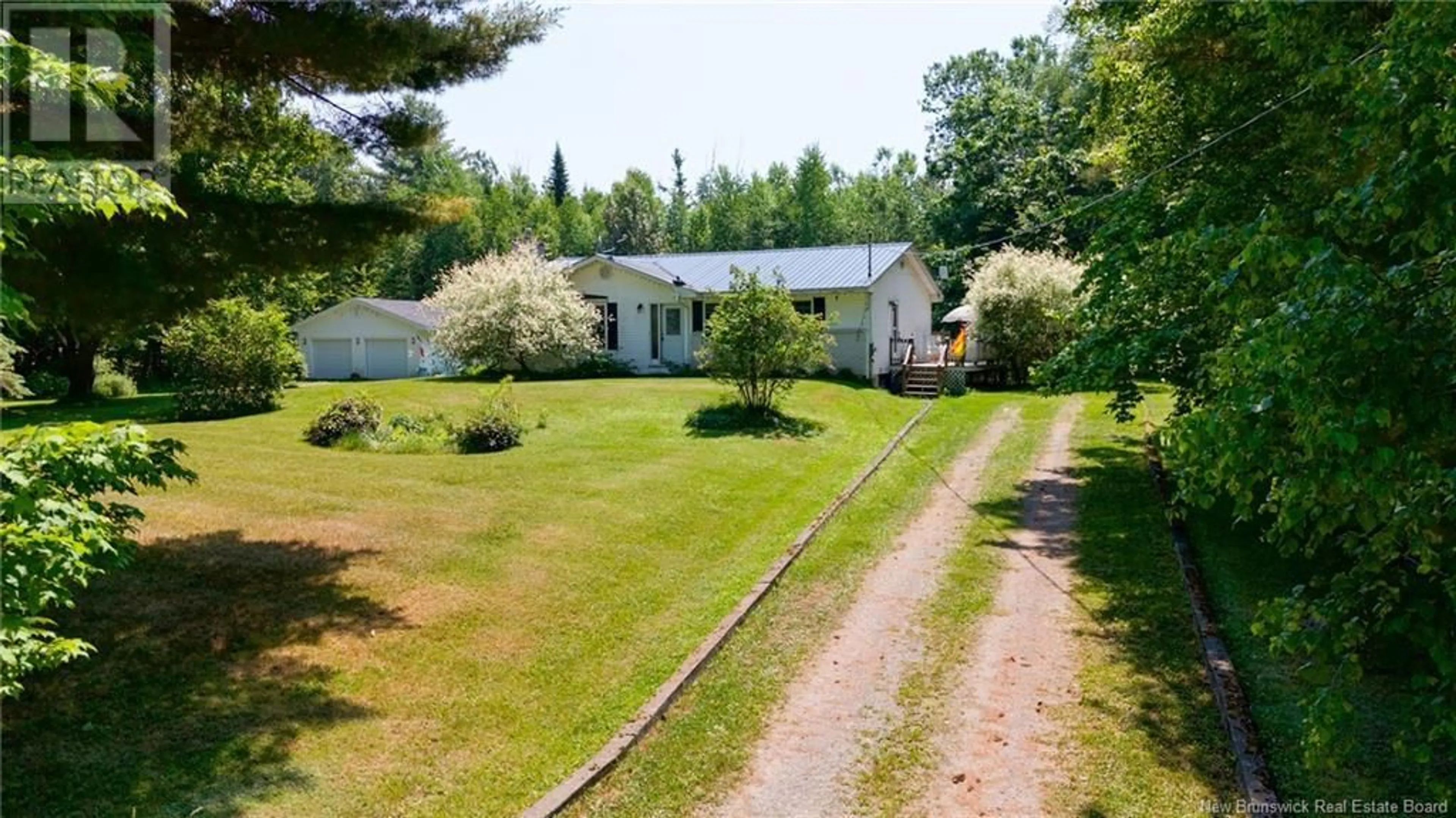 Cottage for 289 Route 105, Southampton New Brunswick E6G1J9