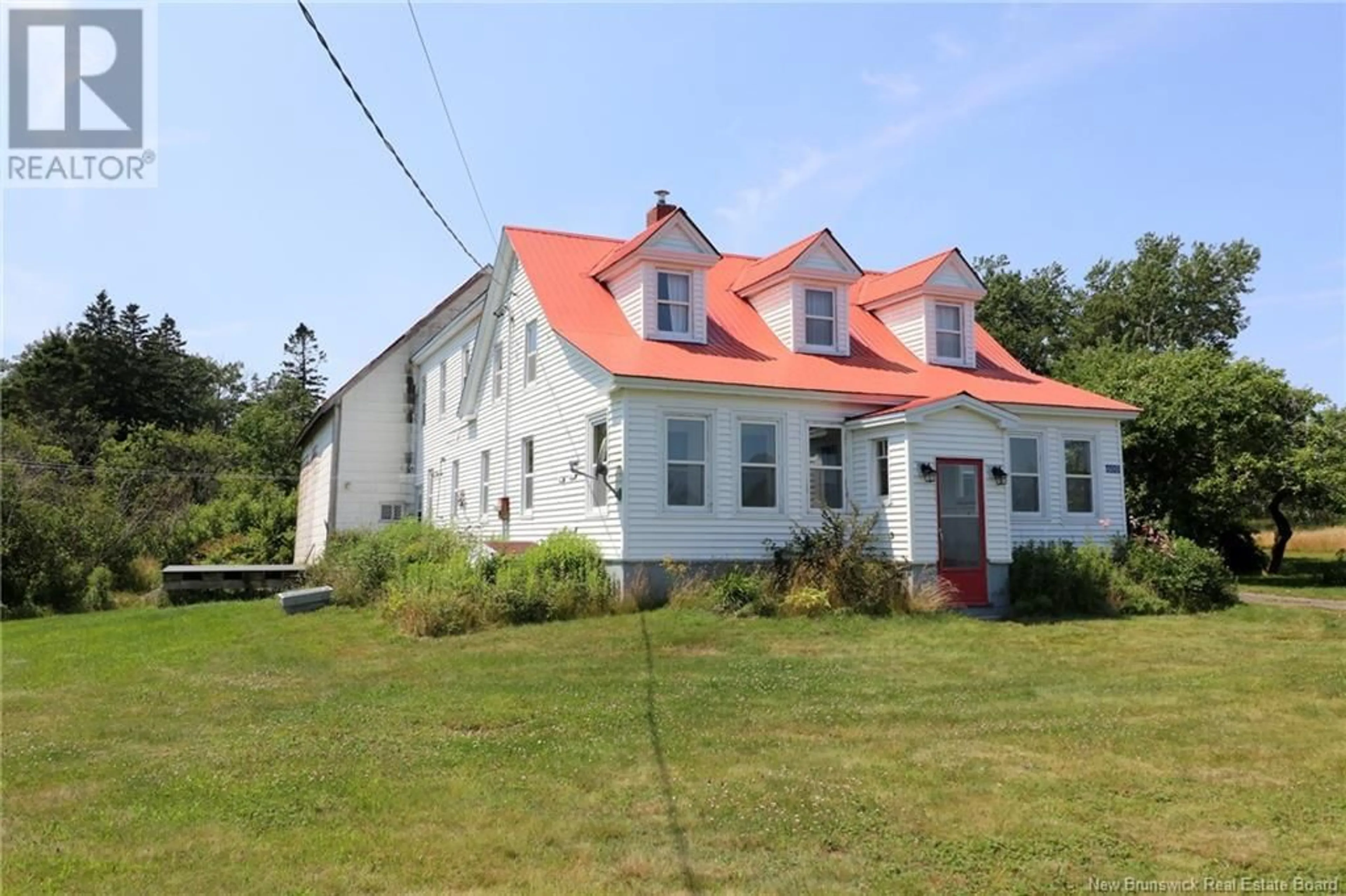A pic from outside/outdoor area/front of a property/back of a property/a pic from drone, building for 600 ROUTE 776, Grand Manan New Brunswick E5G3C1