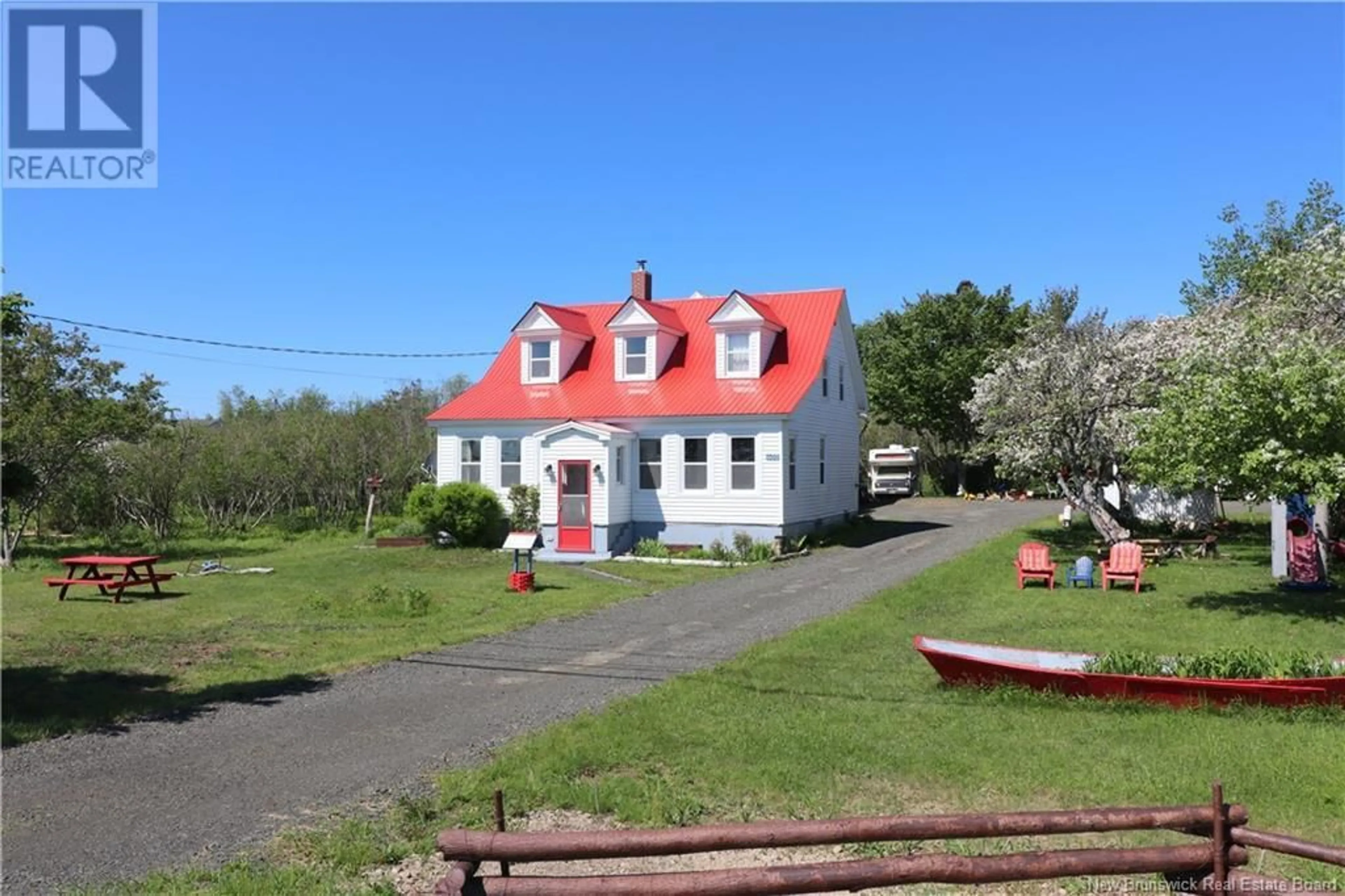 Cottage for 600 Route 776, Grand Manan New Brunswick E5G3C1