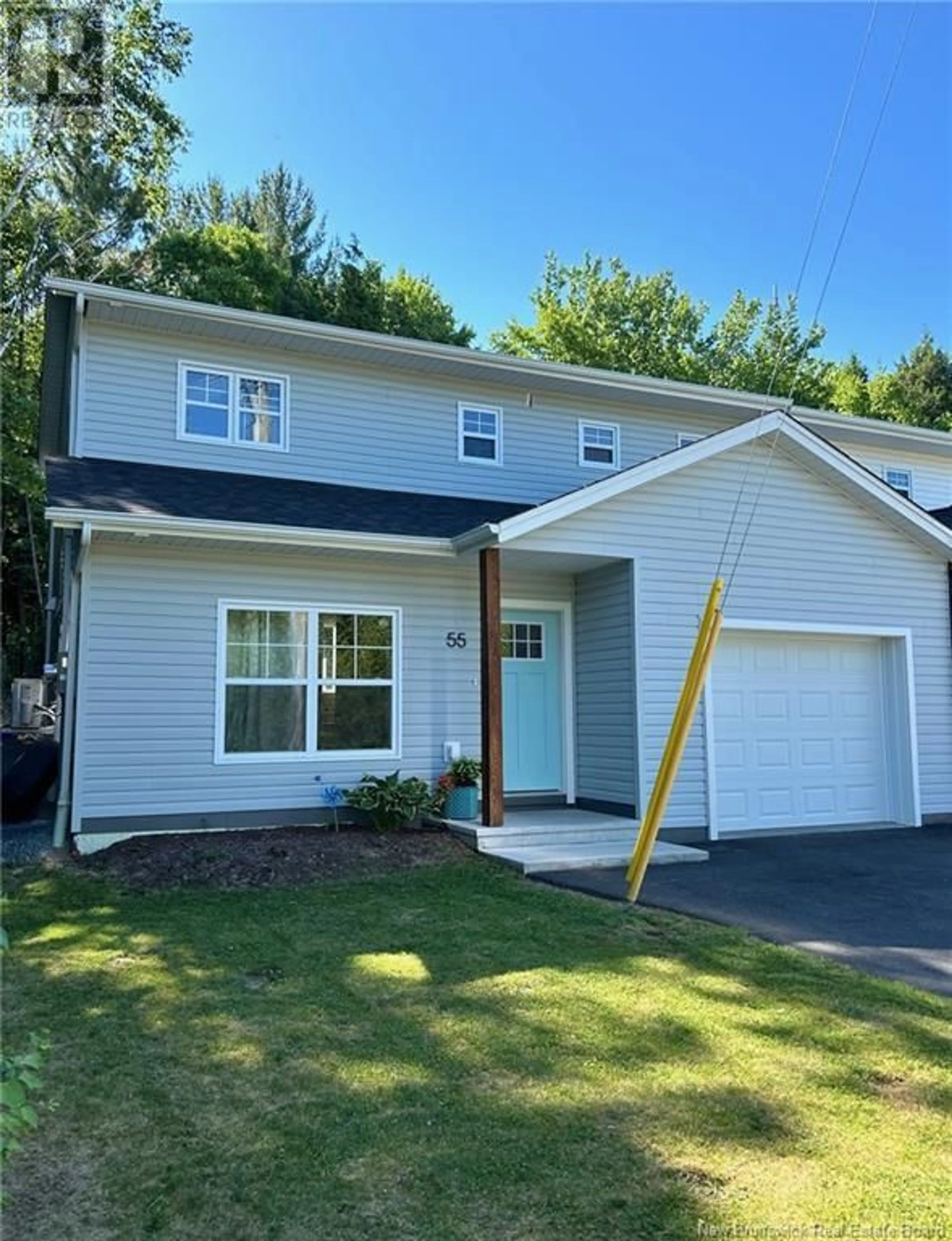 Home with vinyl exterior material for 55 Dewitt Acres, Fredericton New Brunswick E3A6S3