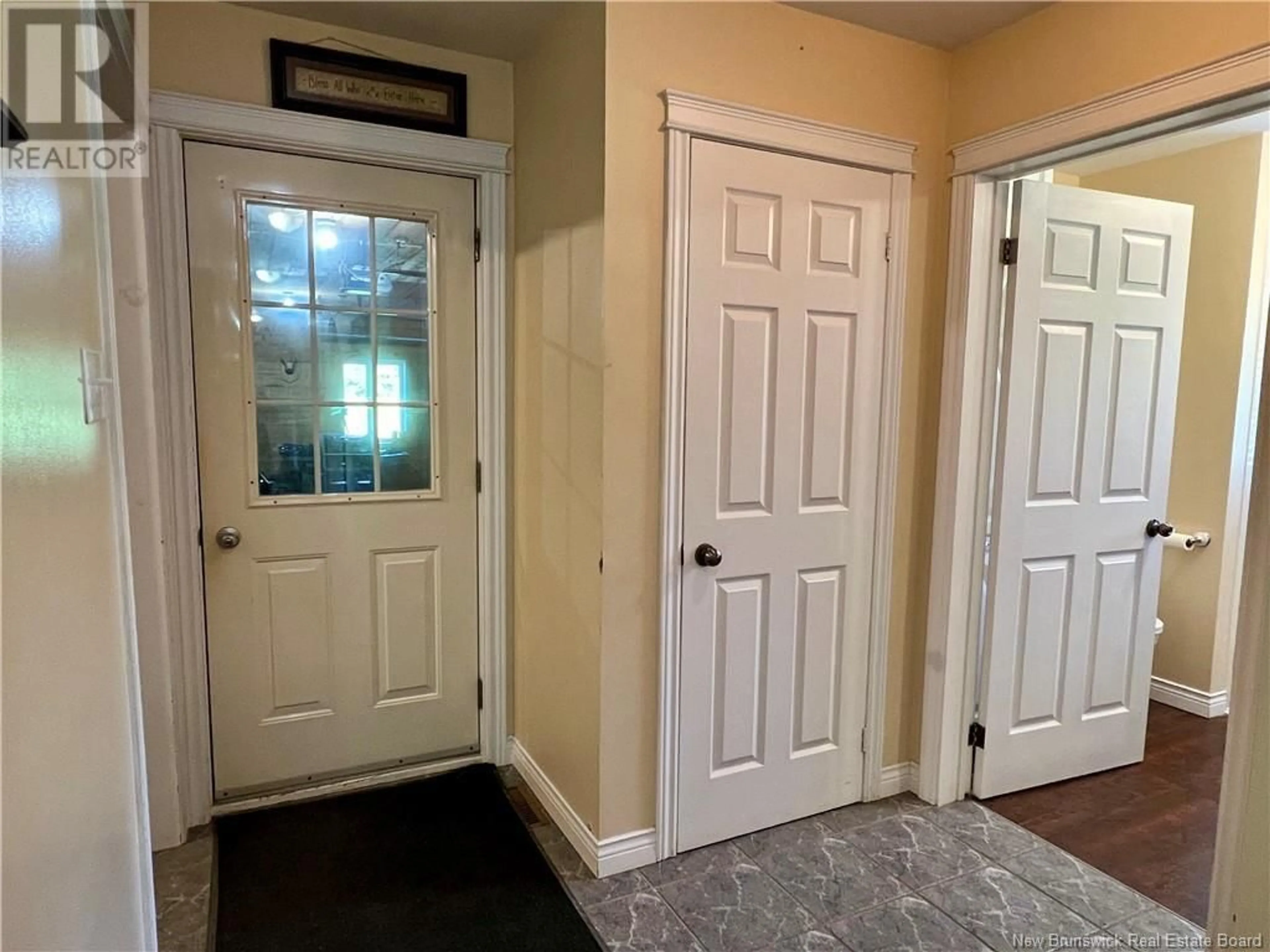 Indoor entryway, wood floors for 15 Gagnon Street, Saint-André New Brunswick E3Y3A7