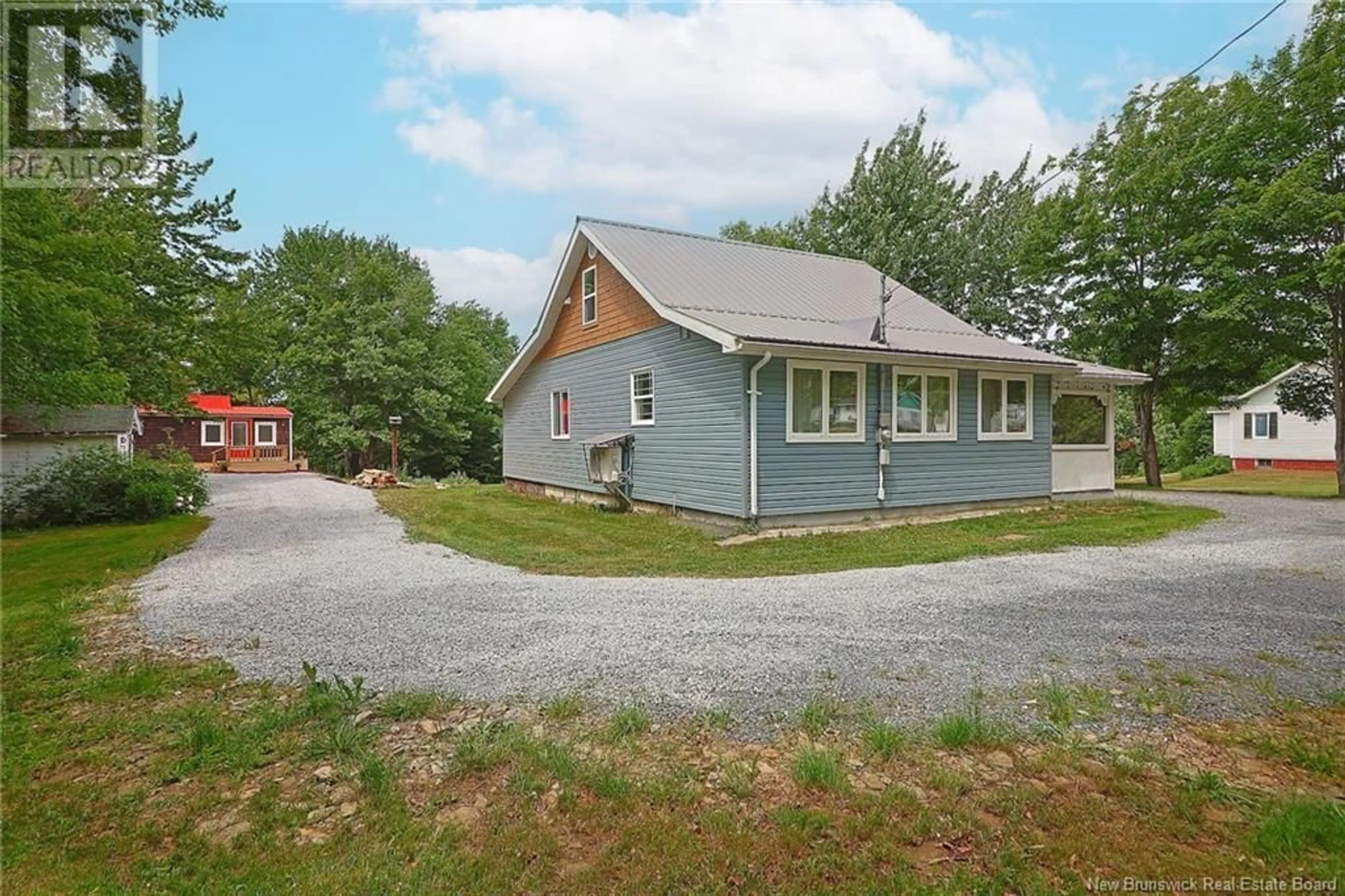 Cottage for 291 Pleasant Drive, Minto New Brunswick E4B2S9