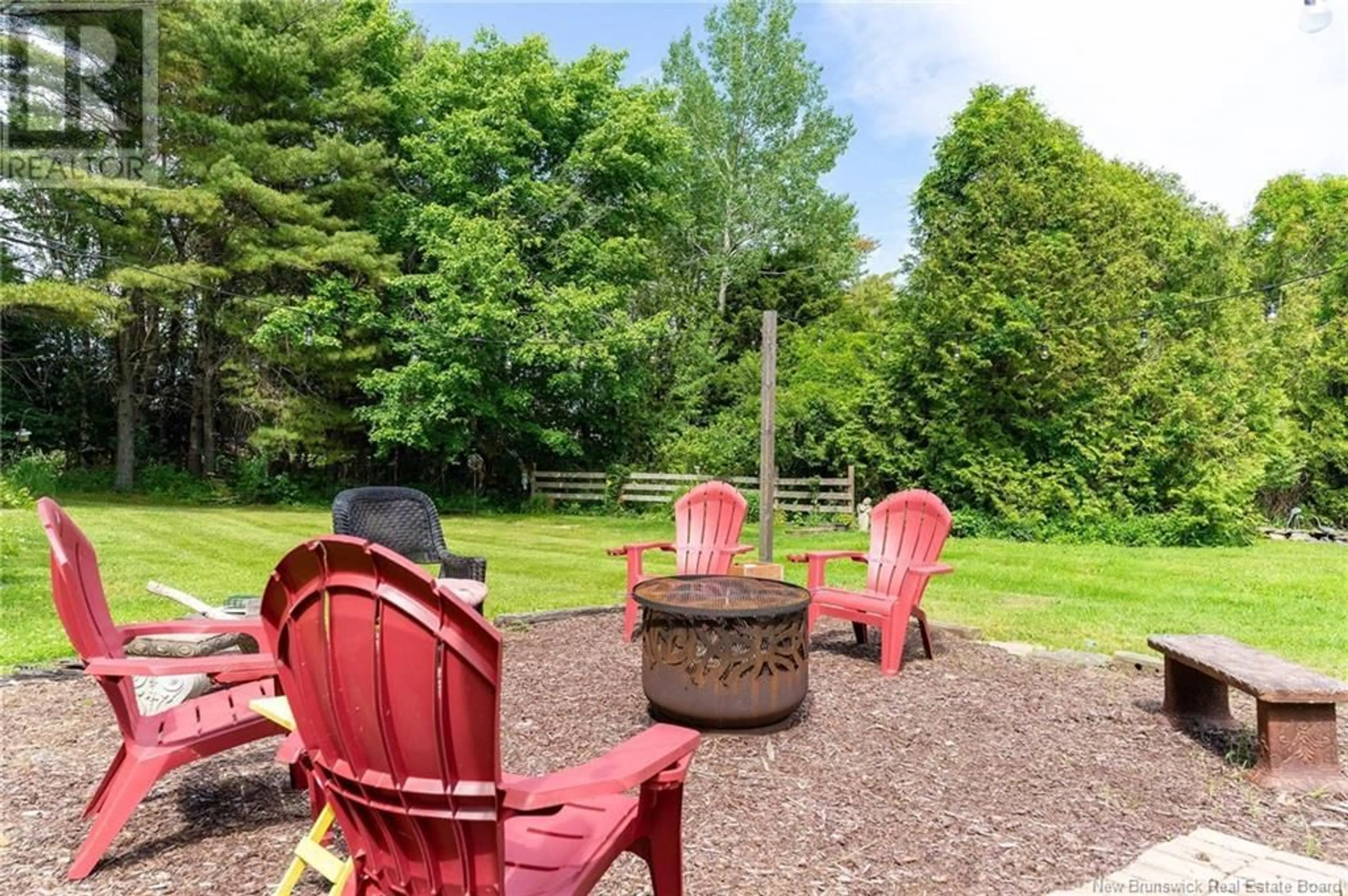 Patio for 2574 Westfield Road, Saint John New Brunswick E2M6N1