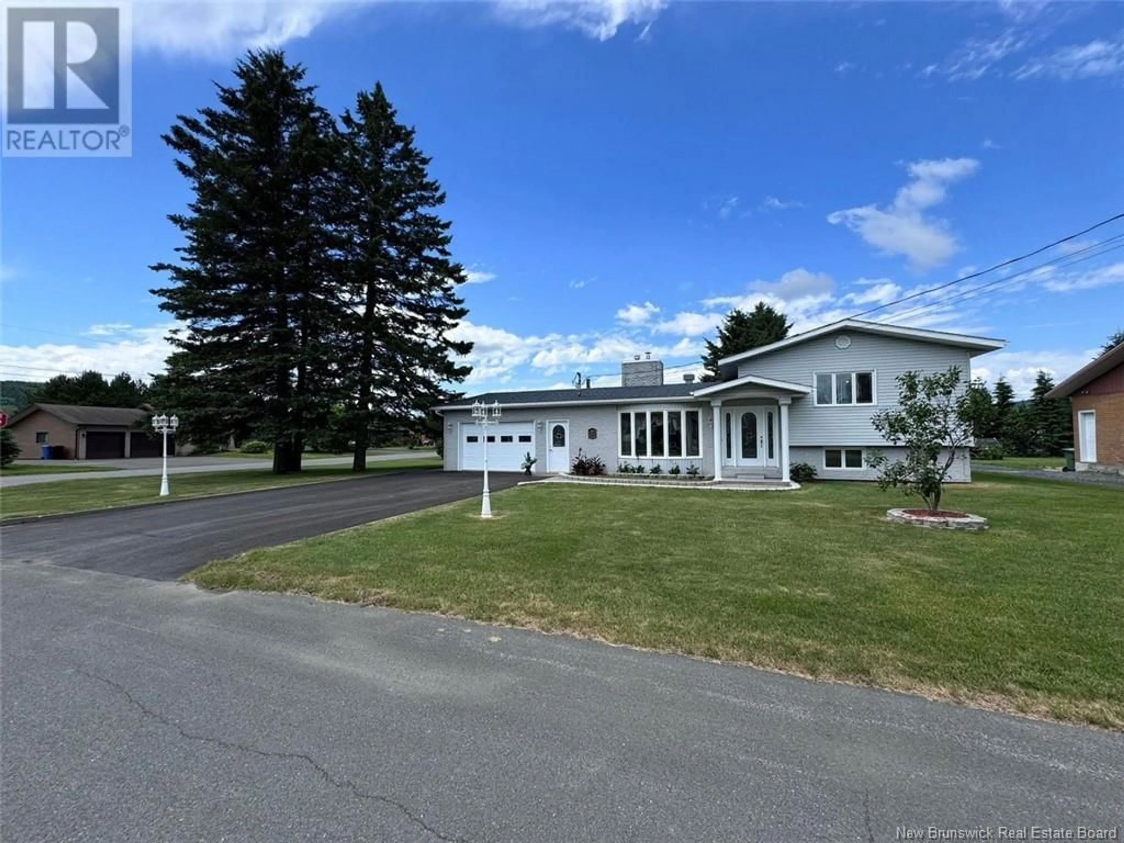 Outside view for 46 Boucher Street, Saint-Jacques New Brunswick E7B1B8