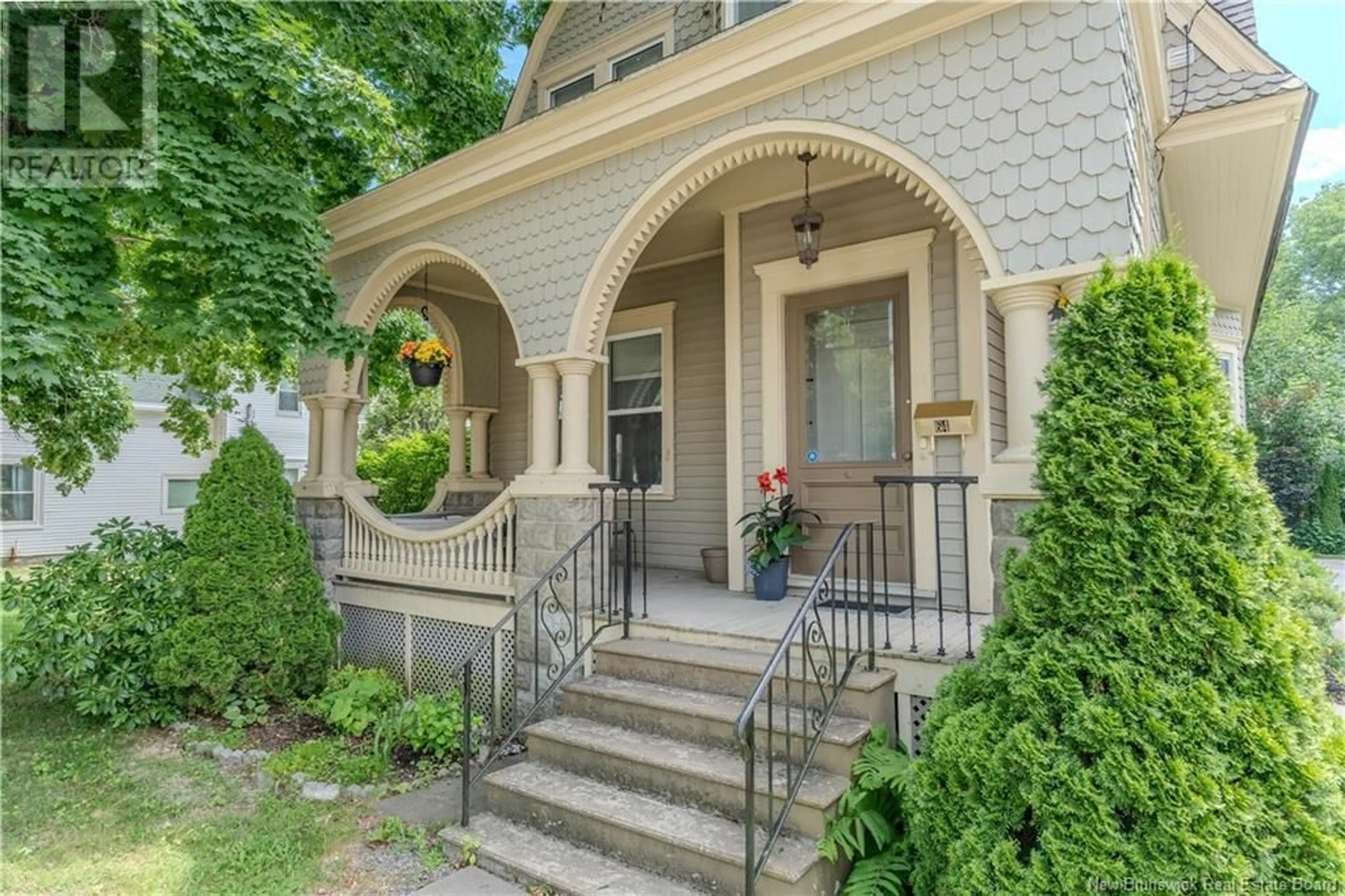 Indoor entryway for 64 Union Street, St. Stephen New Brunswick E3L1T8