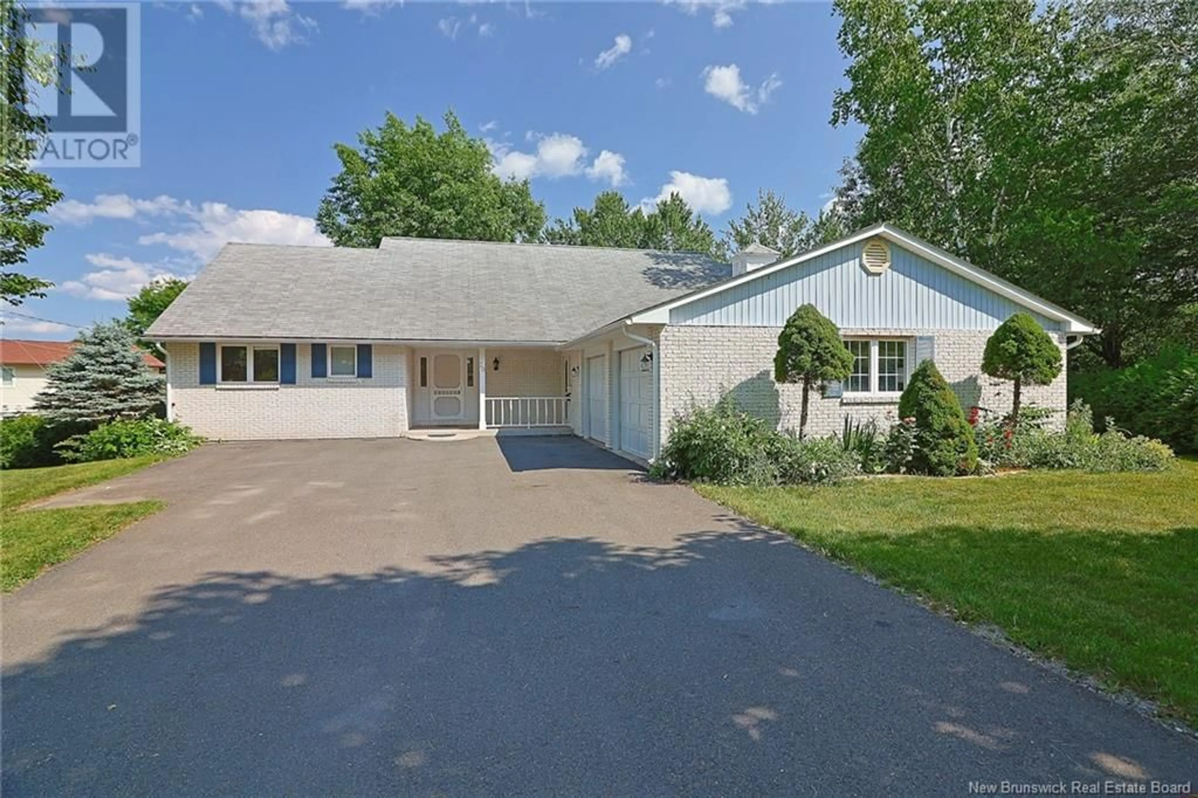 Frontside or backside of a home for 70 Baxter Court, Fredericton New Brunswick E3B6M1