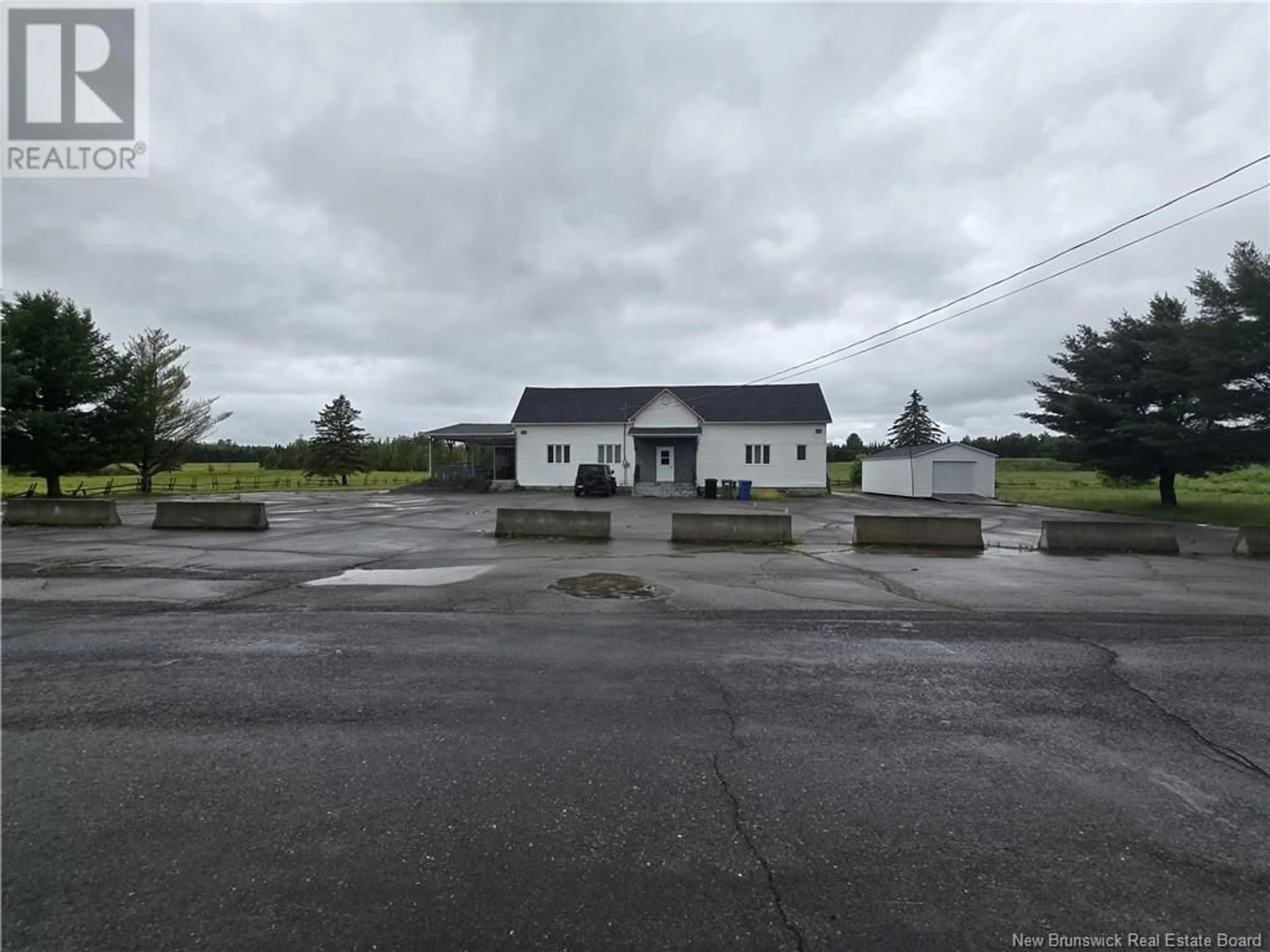 Frontside or backside of a home, the front or back of building for 386 Davis Road, Green River New Brunswick E7C2W9