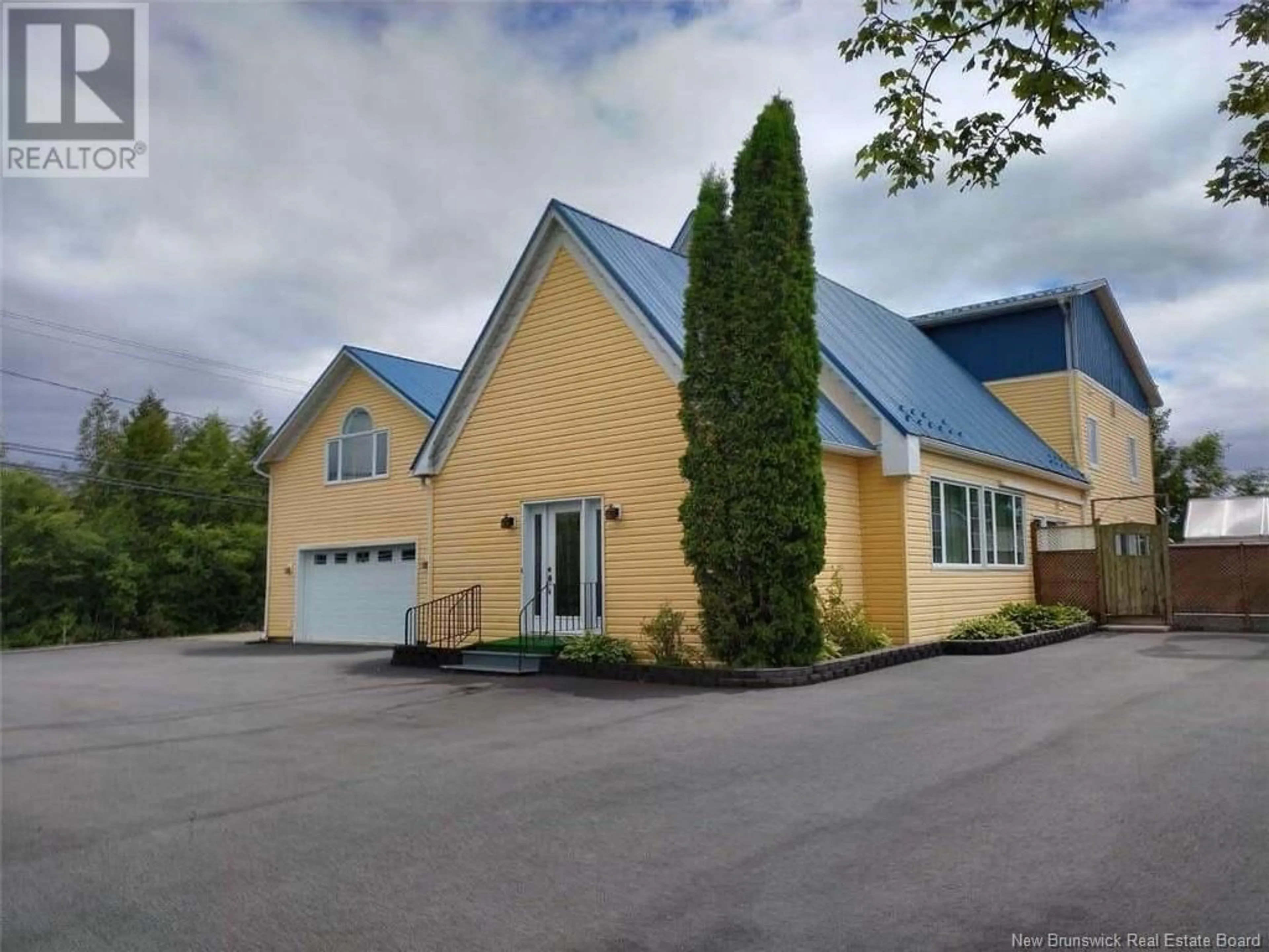 Outside view for 1 Millard Robson Lane, Saint John New Brunswick E2M7M1