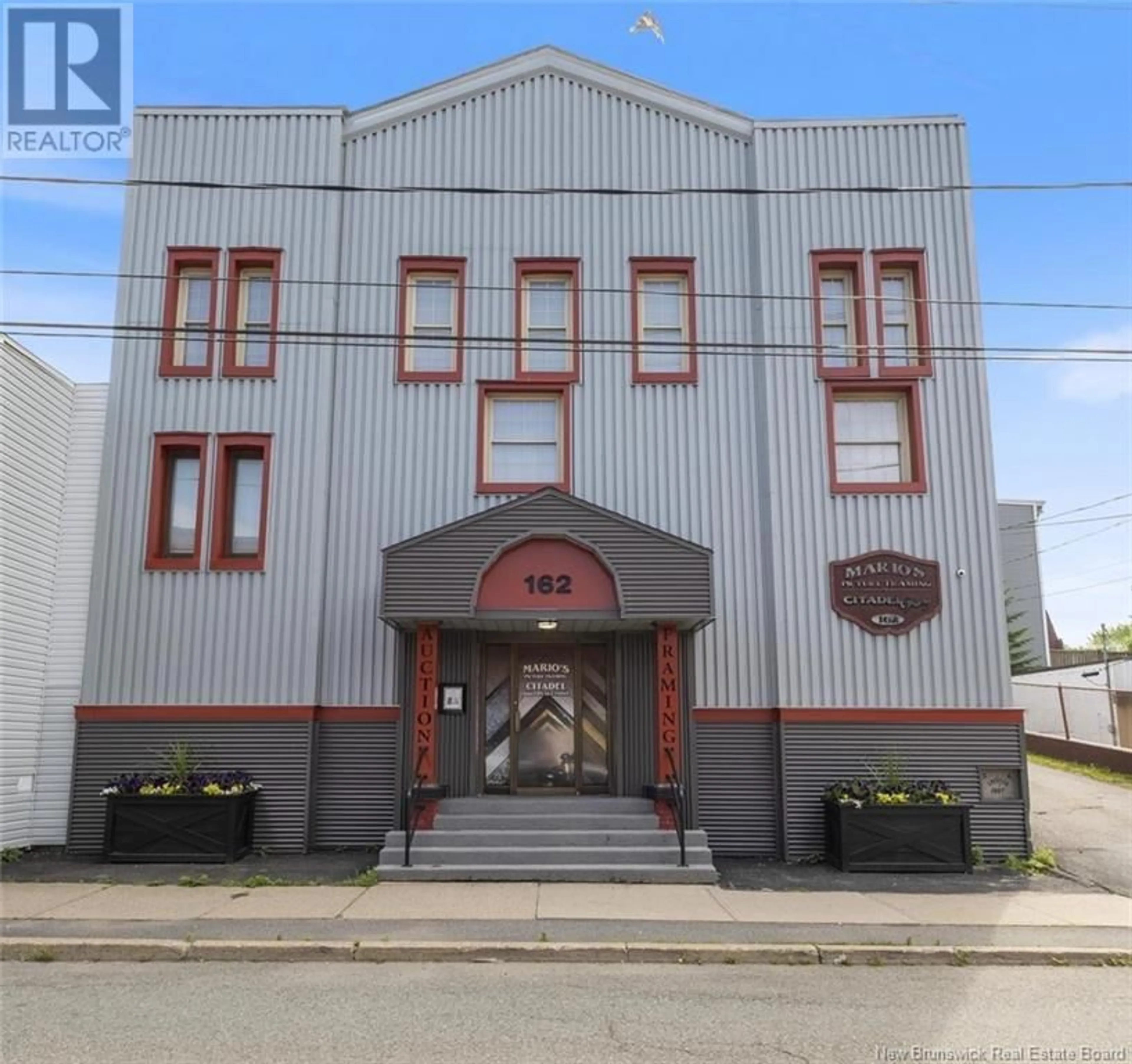 Unknown for 158-162 CHARLOTTE STREET, Saint John New Brunswick E2L2J7