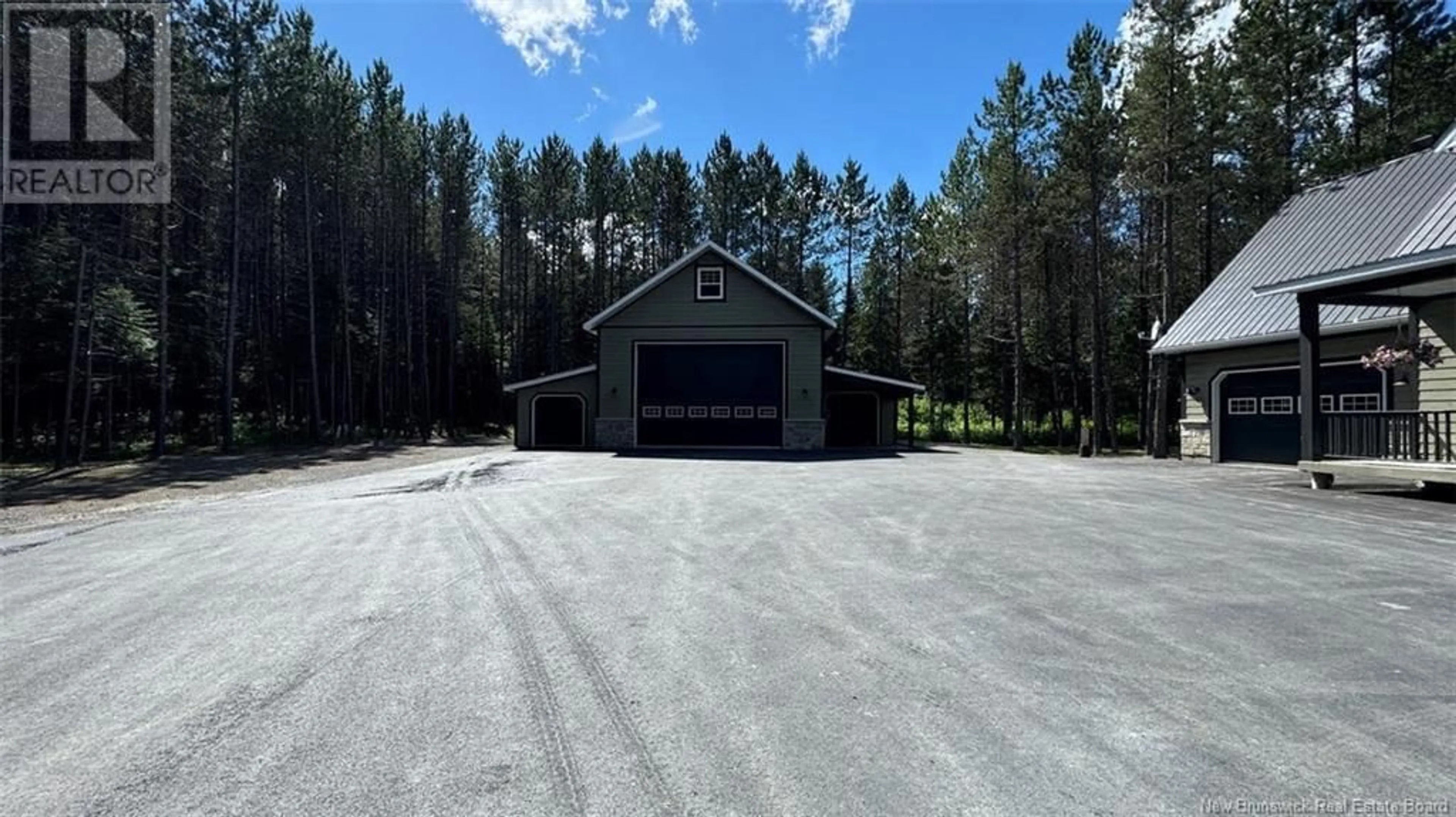 Indoor garage, cement floor for 49 Chemin du rang 5+6, Saint-Quentin New Brunswick E8A2E8