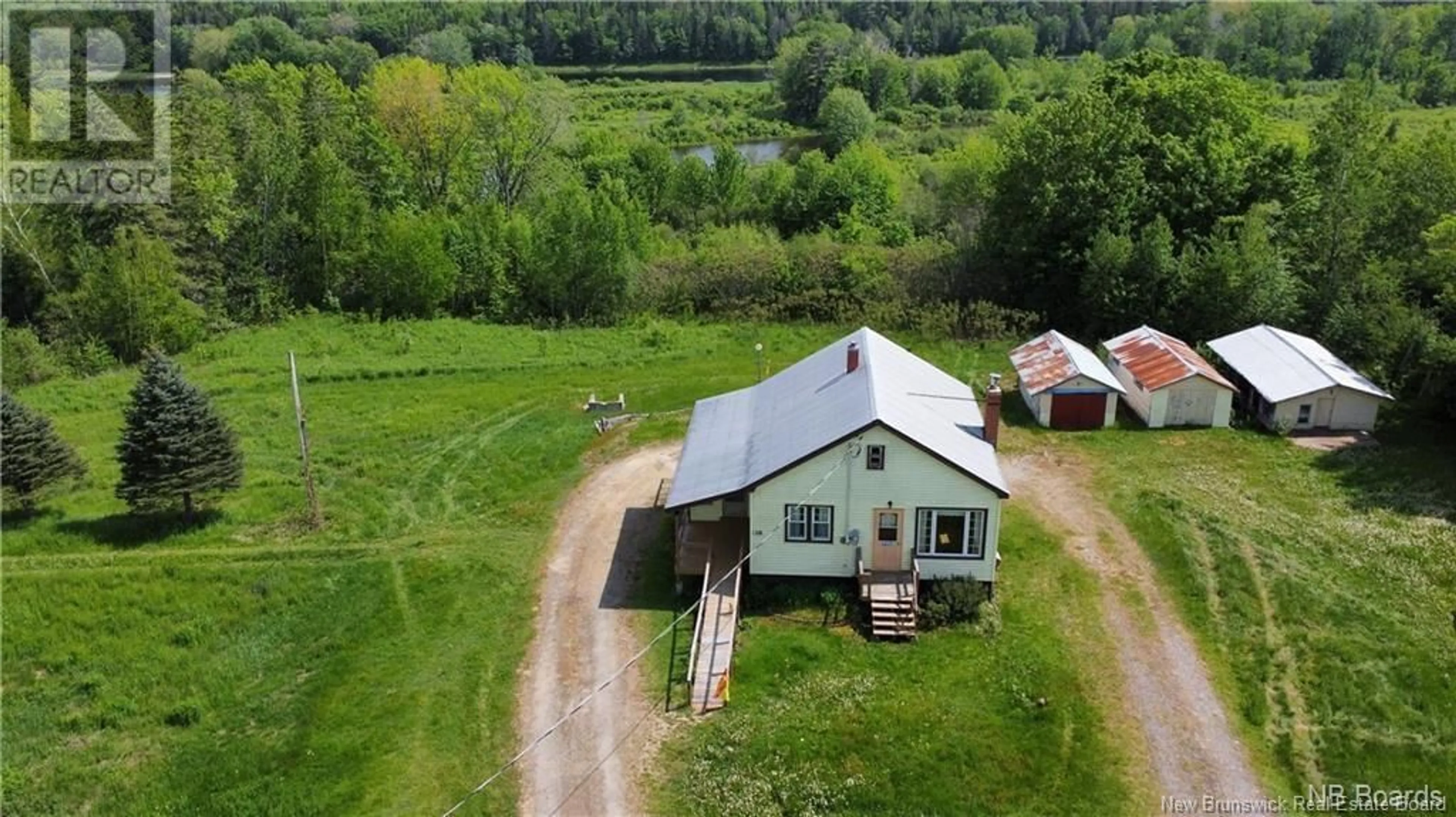 Cottage for 9994 8 Route, Blissfield New Brunswick E9C1M2