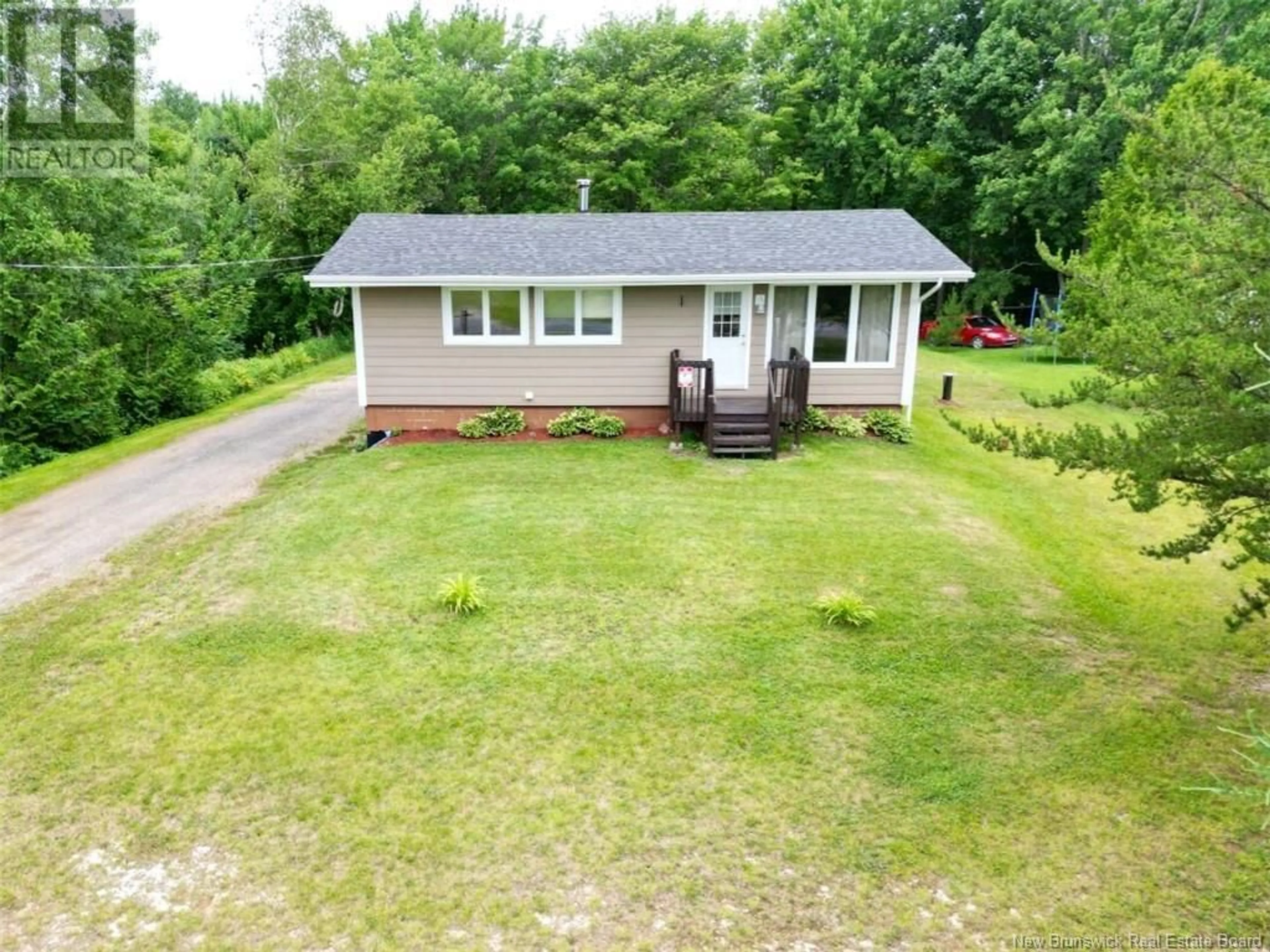 Cottage for 84 Gloucester Junction, Gloucester Junction New Brunswick E2A6H2