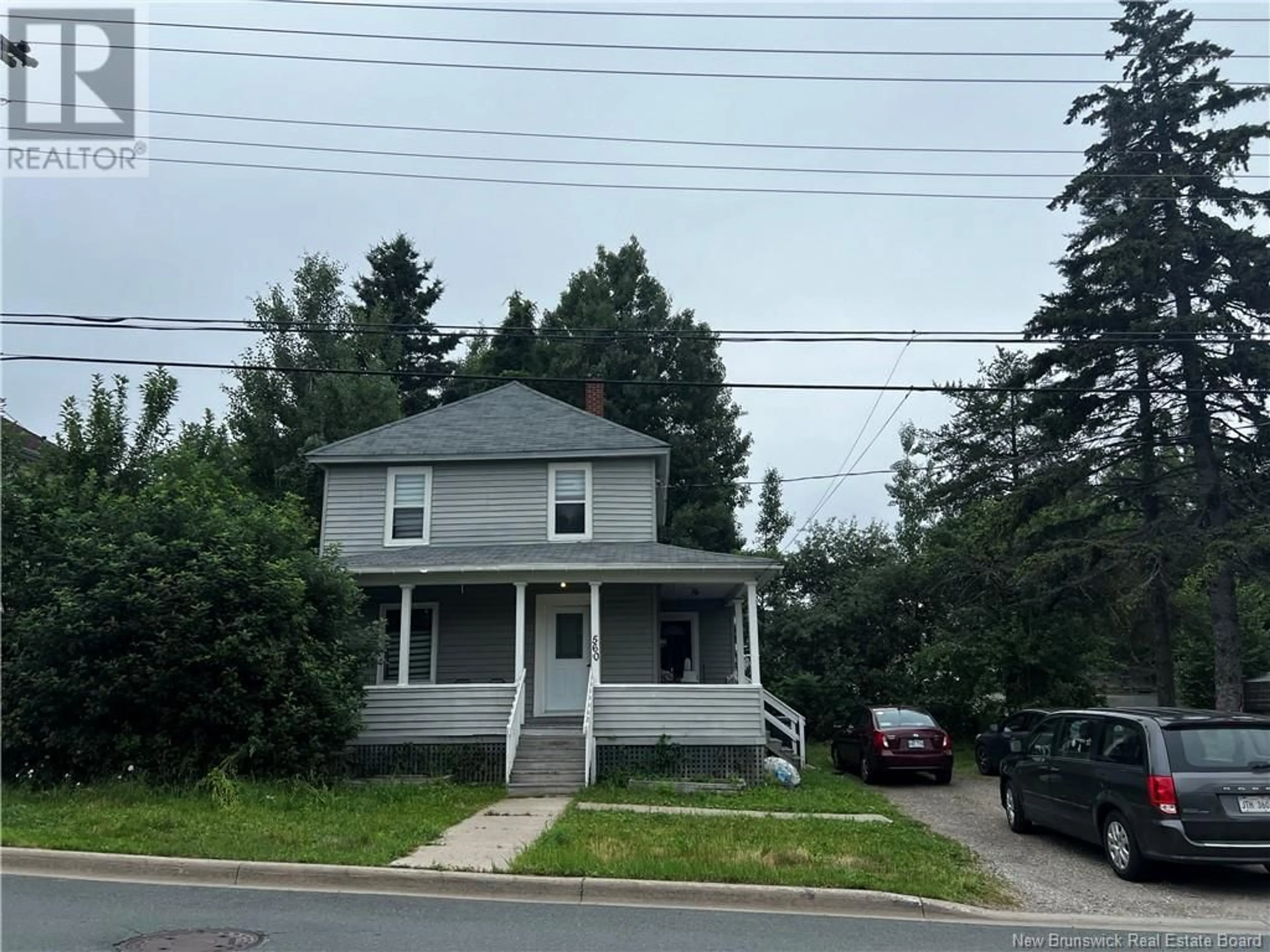 Frontside or backside of a home for 560 Queen Street, Bathurst New Brunswick E2A2J7