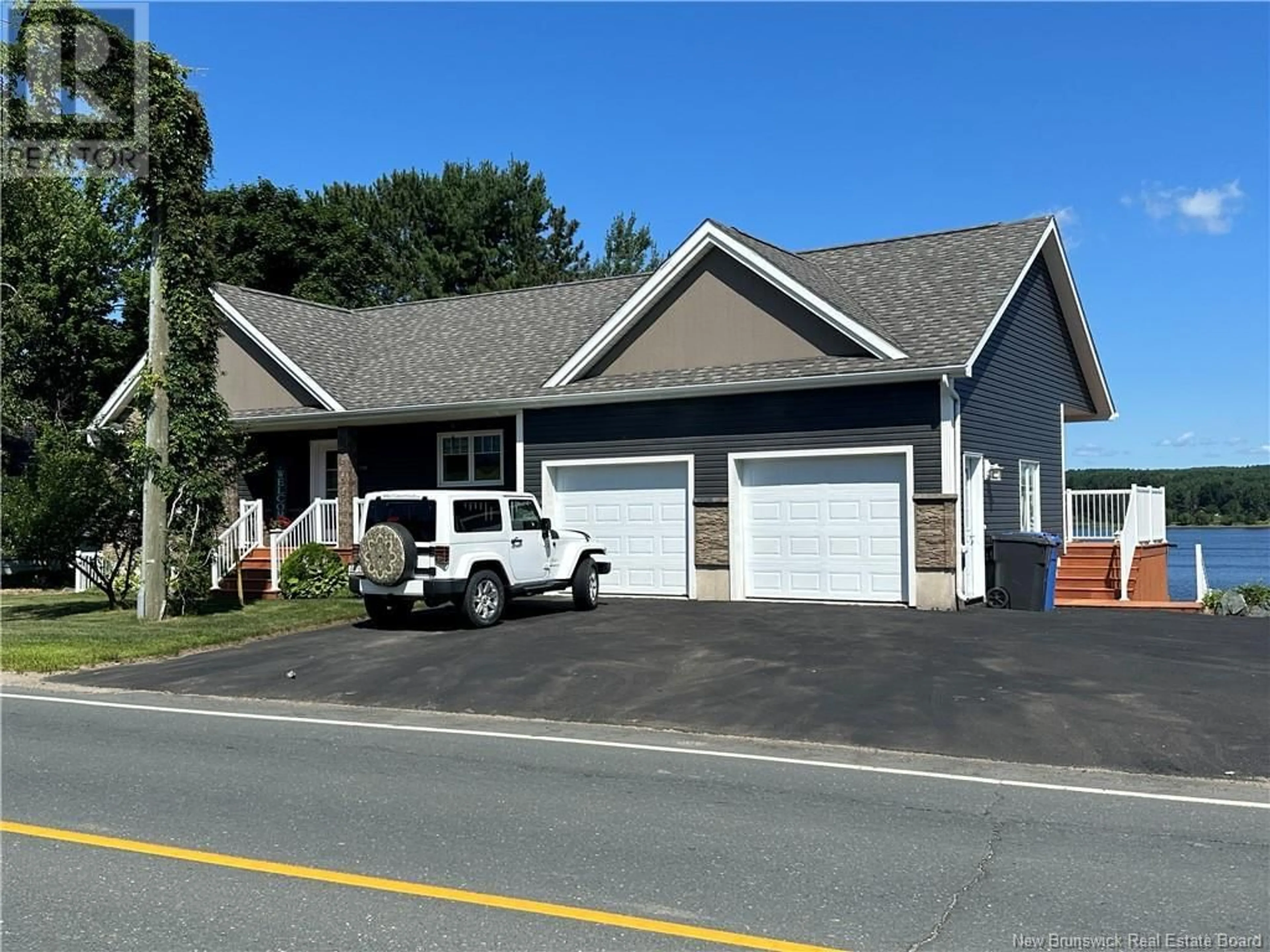 A pic from exterior of the house or condo, the front or back of building for 835 Water Street, Miramichi New Brunswick E1N4C1