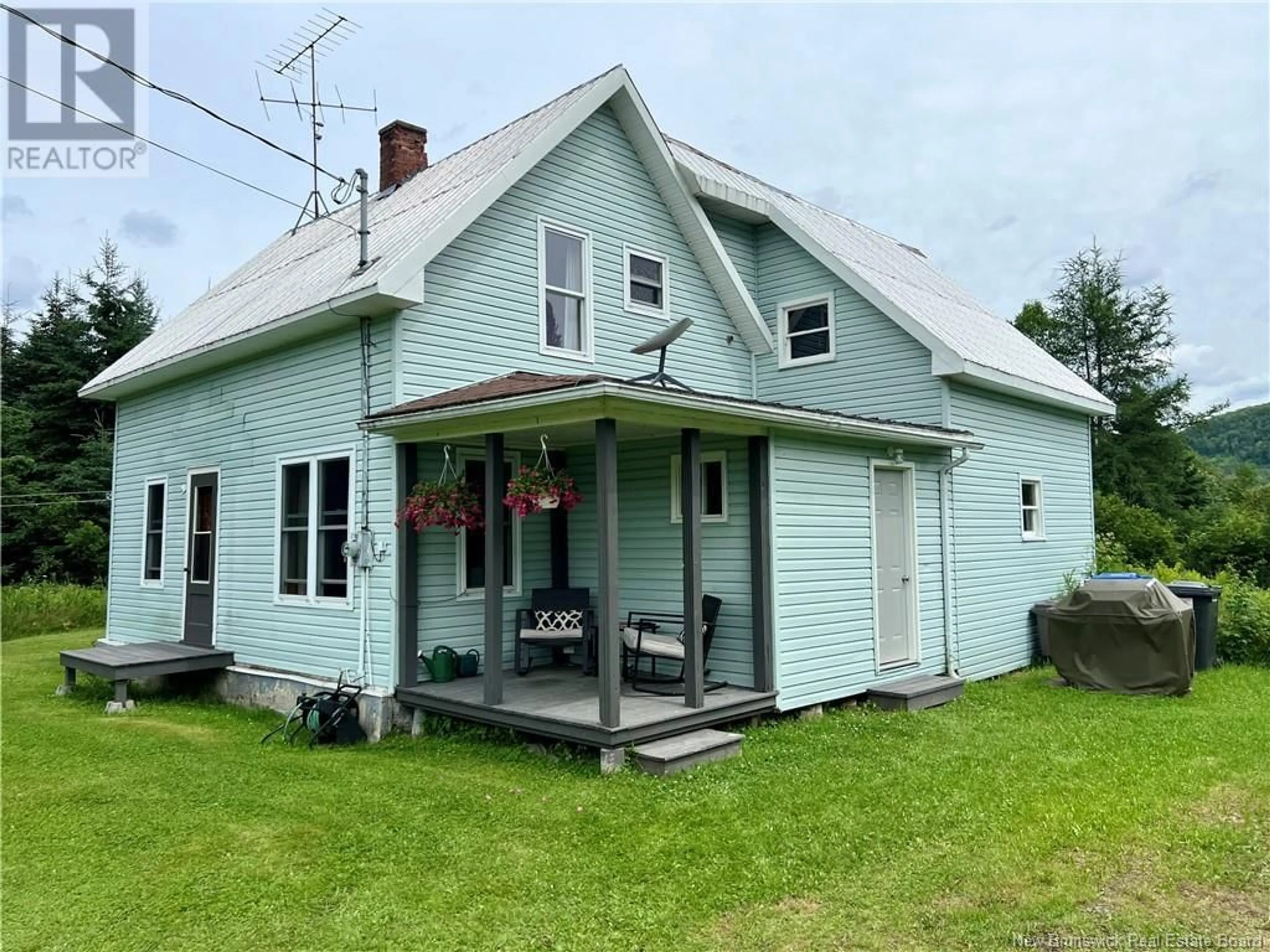 A pic from outside/outdoor area/front of a property/back of a property/a pic from drone, building for 3298 RTE 385, Riley Brook New Brunswick E7G3B9