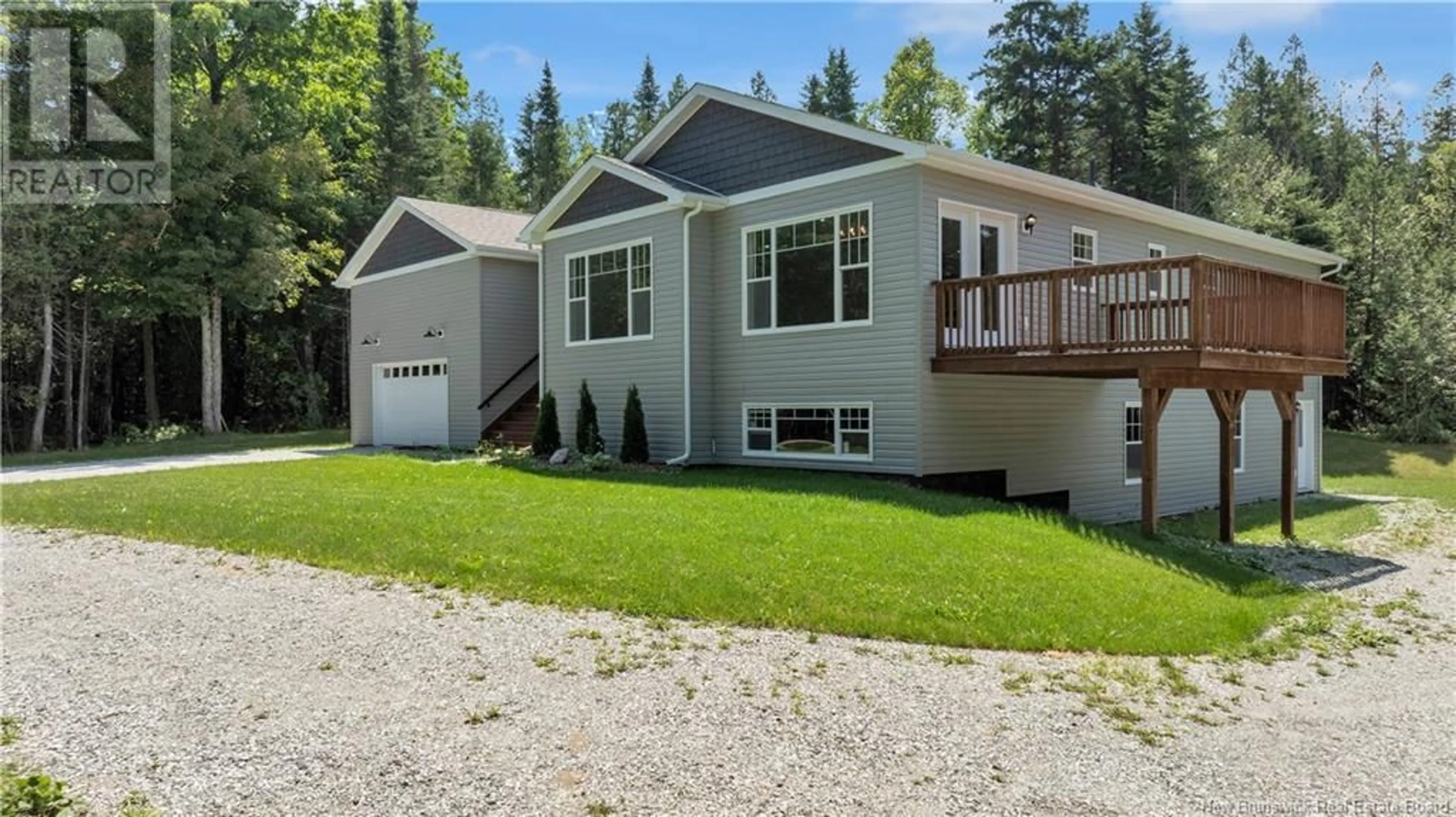 Cottage for 15 Cargo Road, Quispamsis New Brunswick E2G0K6