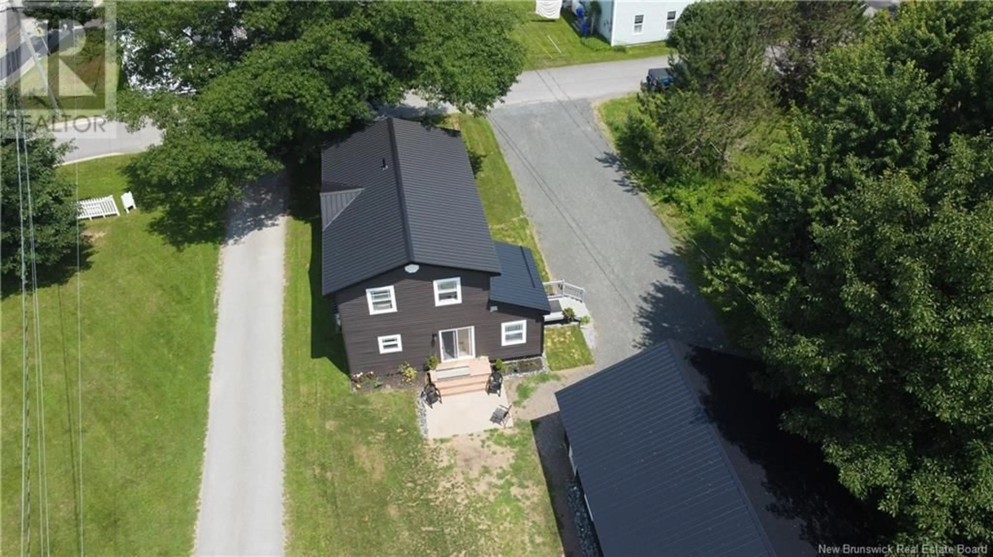 Frontside or backside of a home, cottage for 184 Brunswick Street, St George New Brunswick E5C3S2