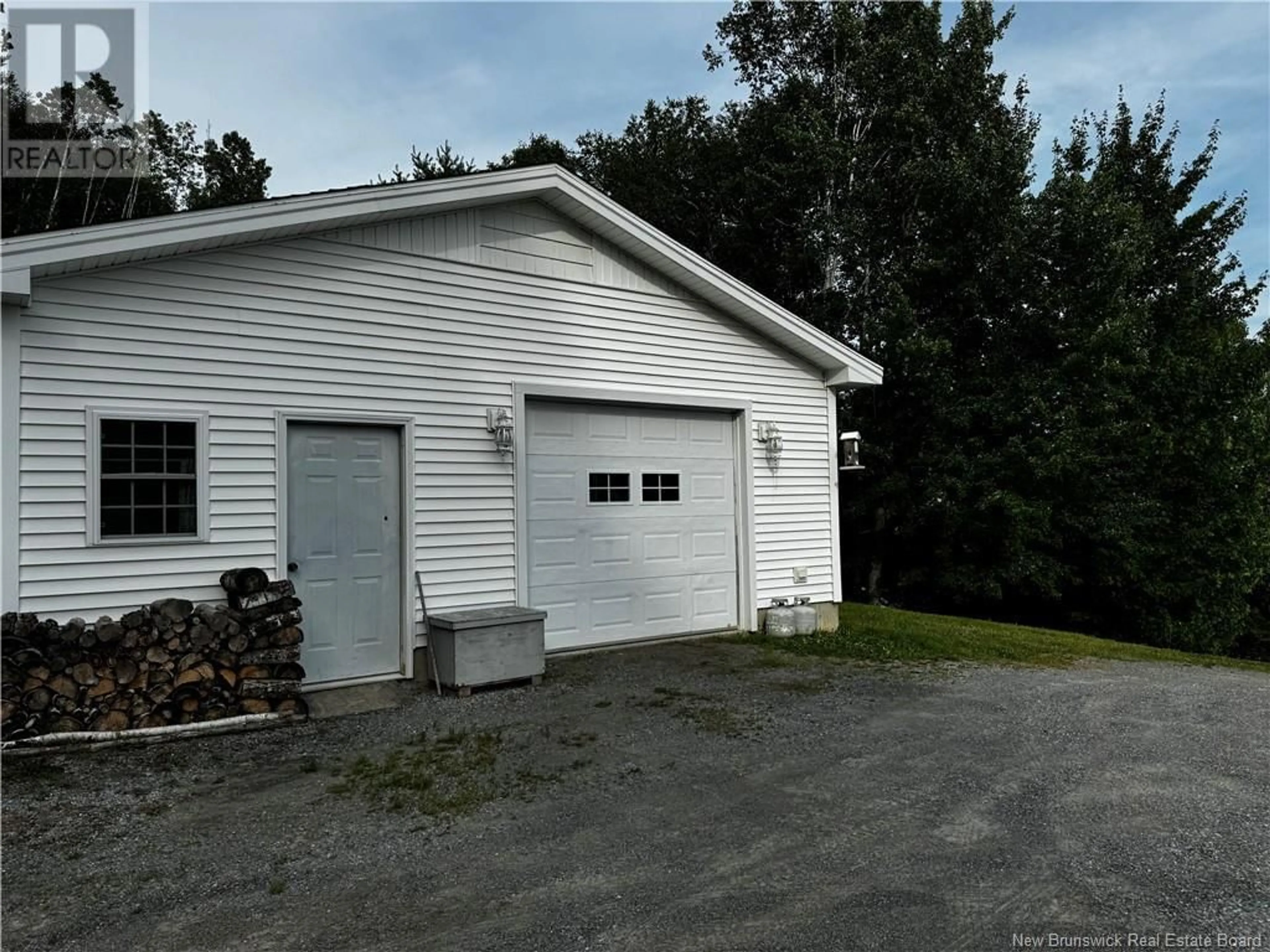 Indoor garage, unknown floor for 3763 205 Route, Saint-François-de-Madawaska New Brunswick E7A1S4