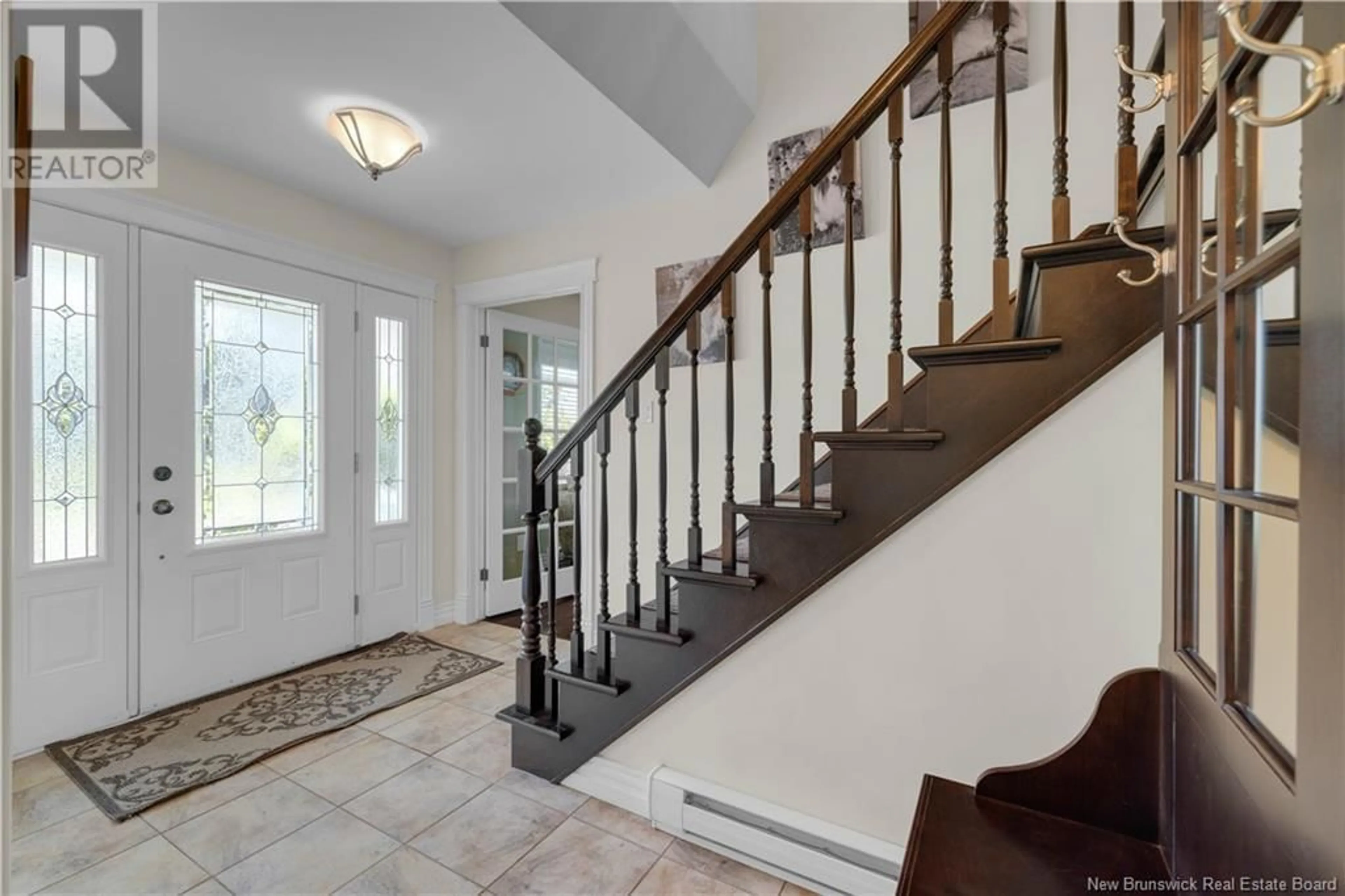 Indoor entryway for 14 Alabaster Drive, Quispamsis New Brunswick E2E0J2