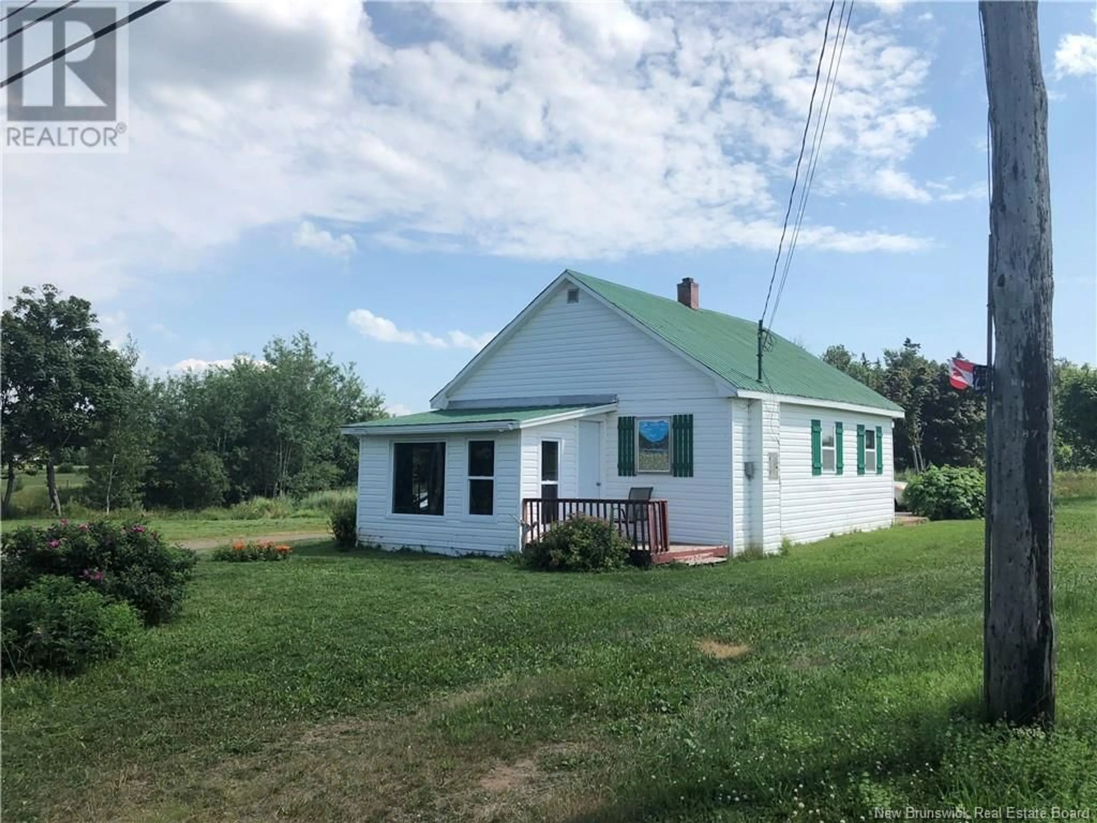 Outside view for 2585 Main Street, Belledune New Brunswick E8G2J8