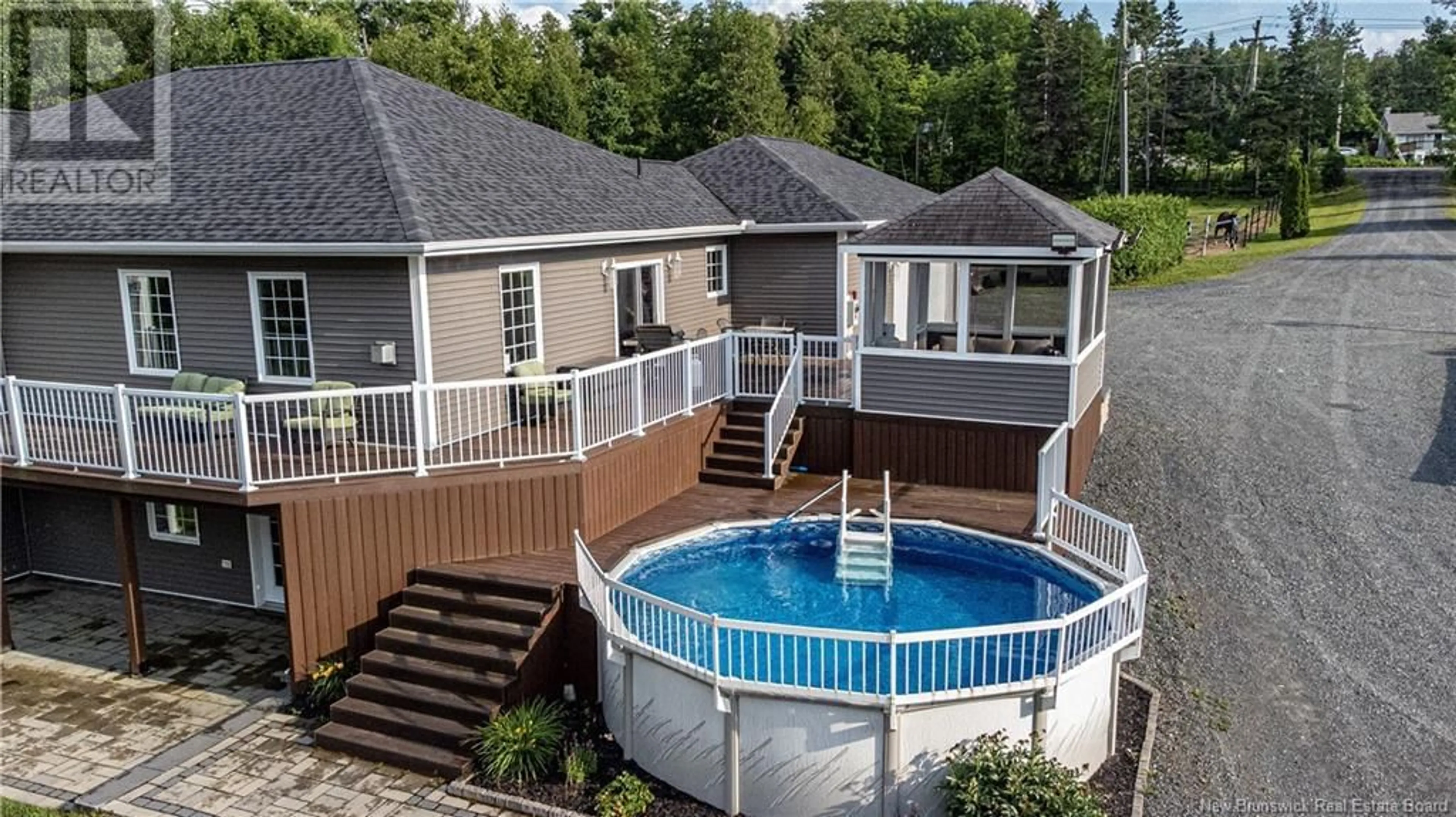 Indoor or outdoor pool for 3367 Woodstock Road, Fredericton New Brunswick E3E1A5