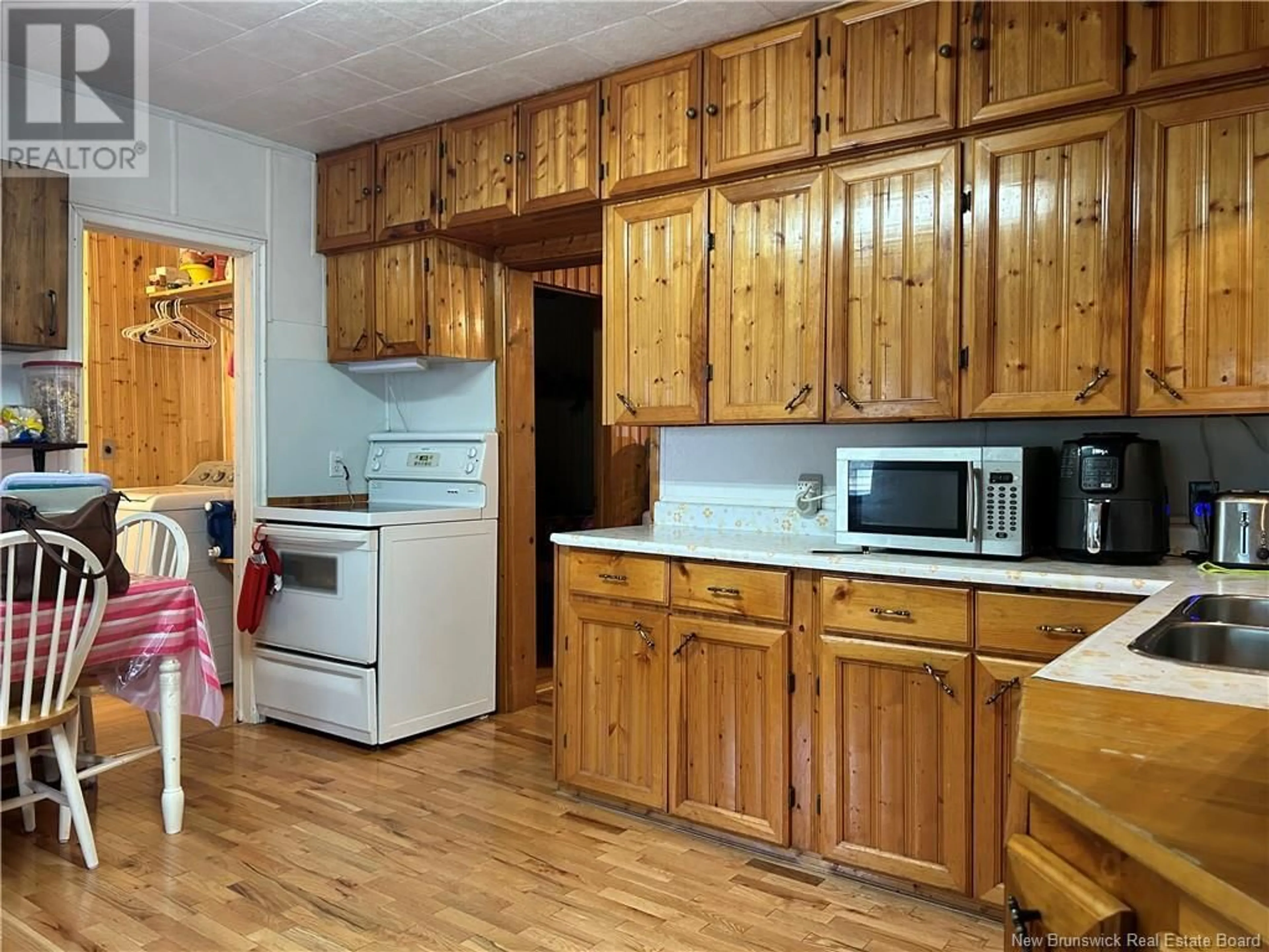 Standard kitchen for 422 Tobique Street, Plaster Rock New Brunswick E7G3Z7