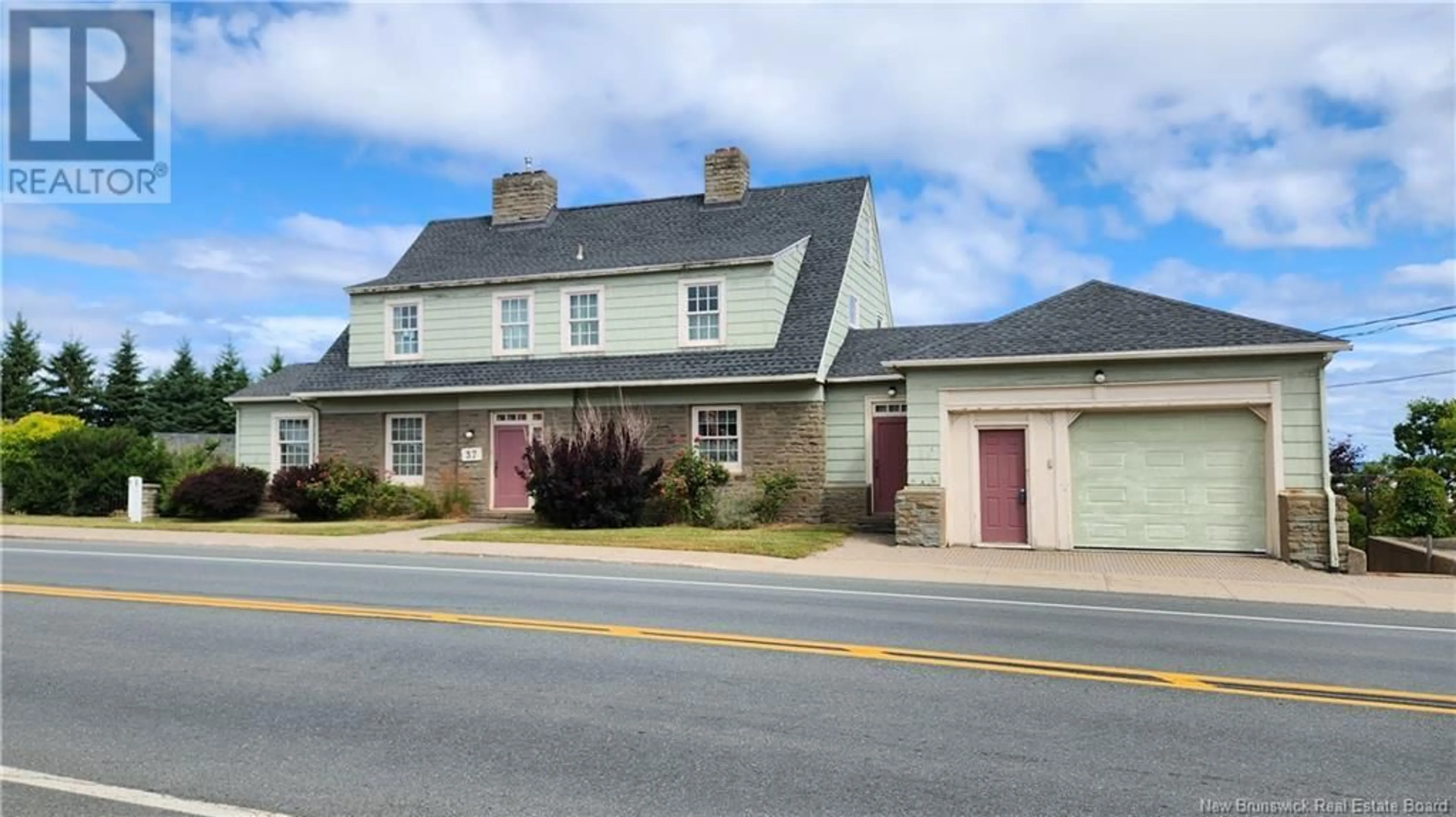 A pic from exterior of the house or condo, the front or back of building for 37 St-Pierre E Boulevard, Caraquet New Brunswick E1W1B6