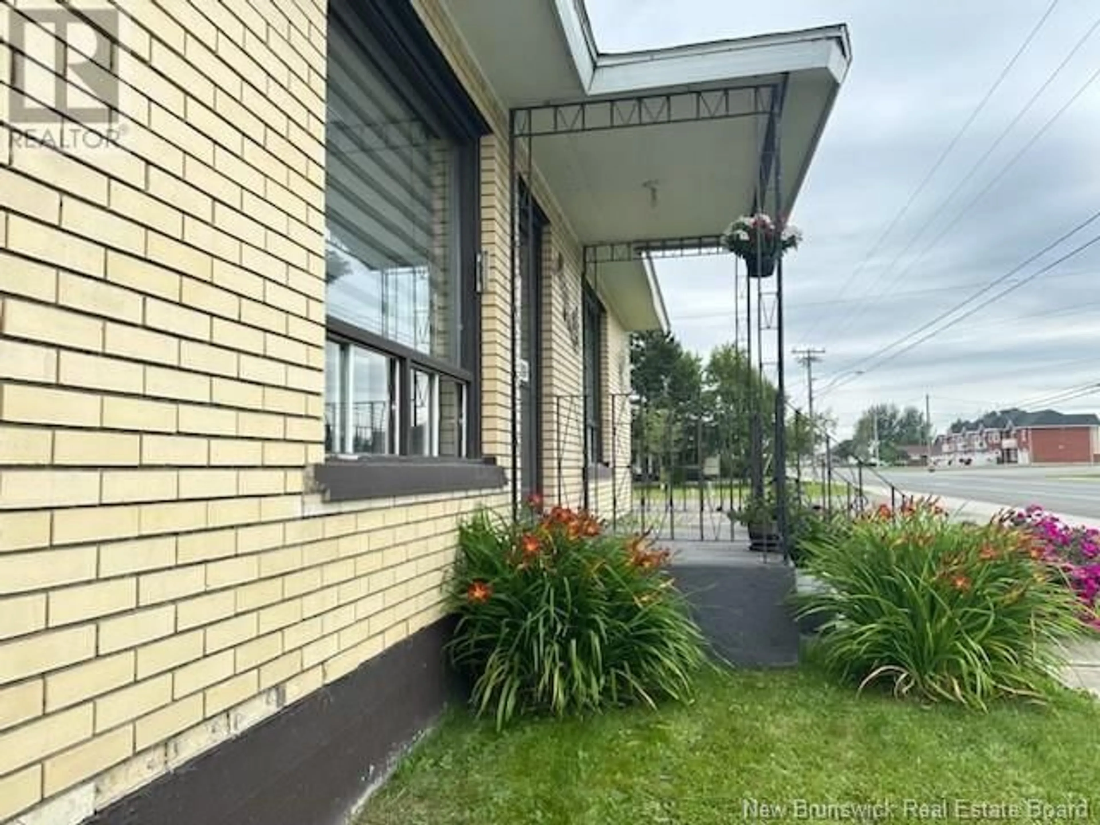 A pic from exterior of the house or condo for 281 Canada Street, Saint-Quentin New Brunswick E8A1K0