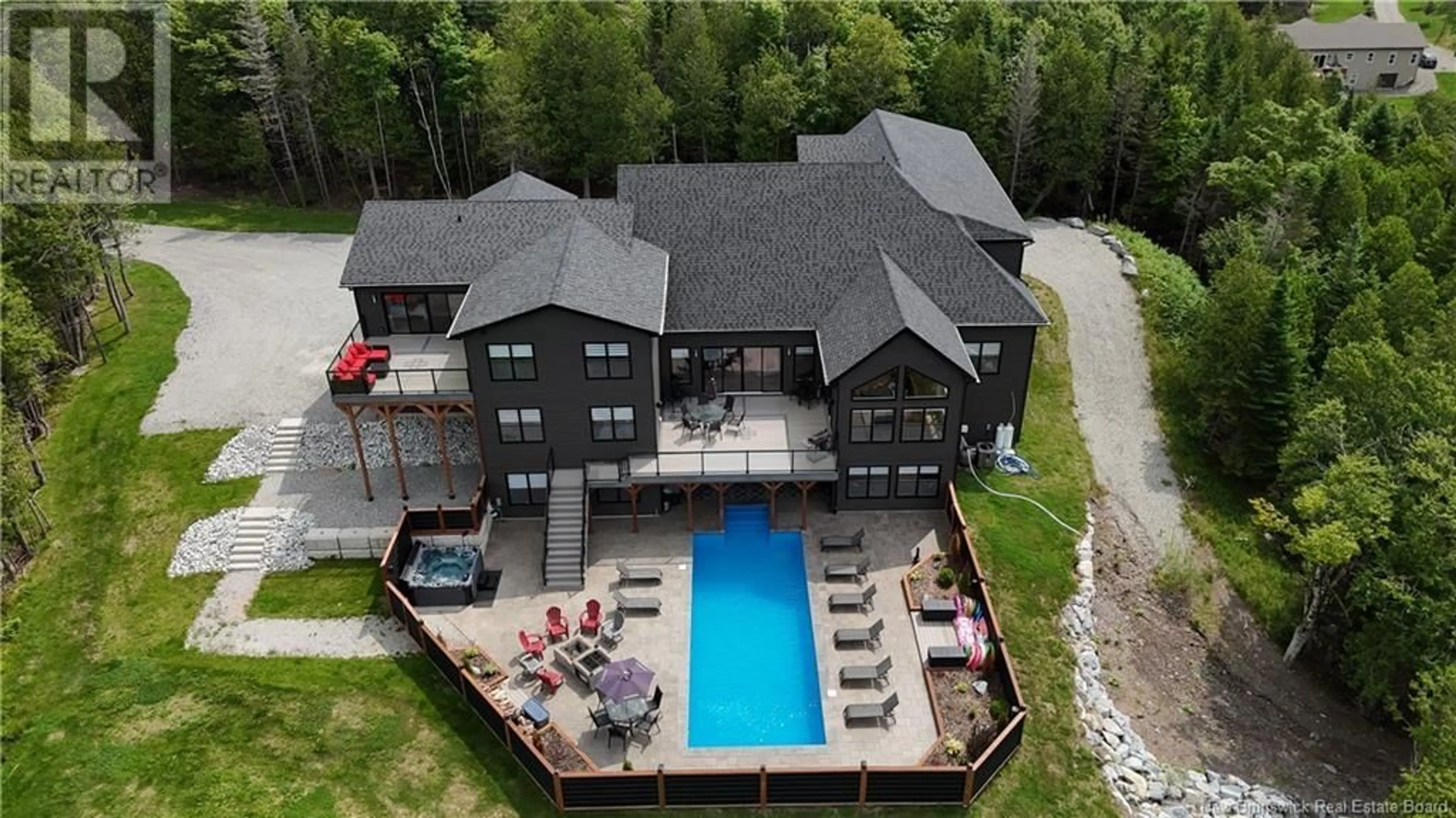 Indoor or outdoor pool for 21 Khaki Court, Quispamsis New Brunswick E2G0K6